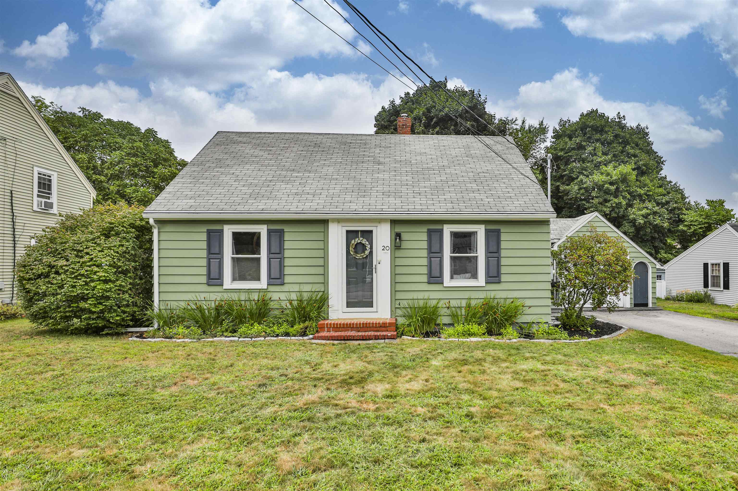 20 Willey St, Rochester, NH 03867