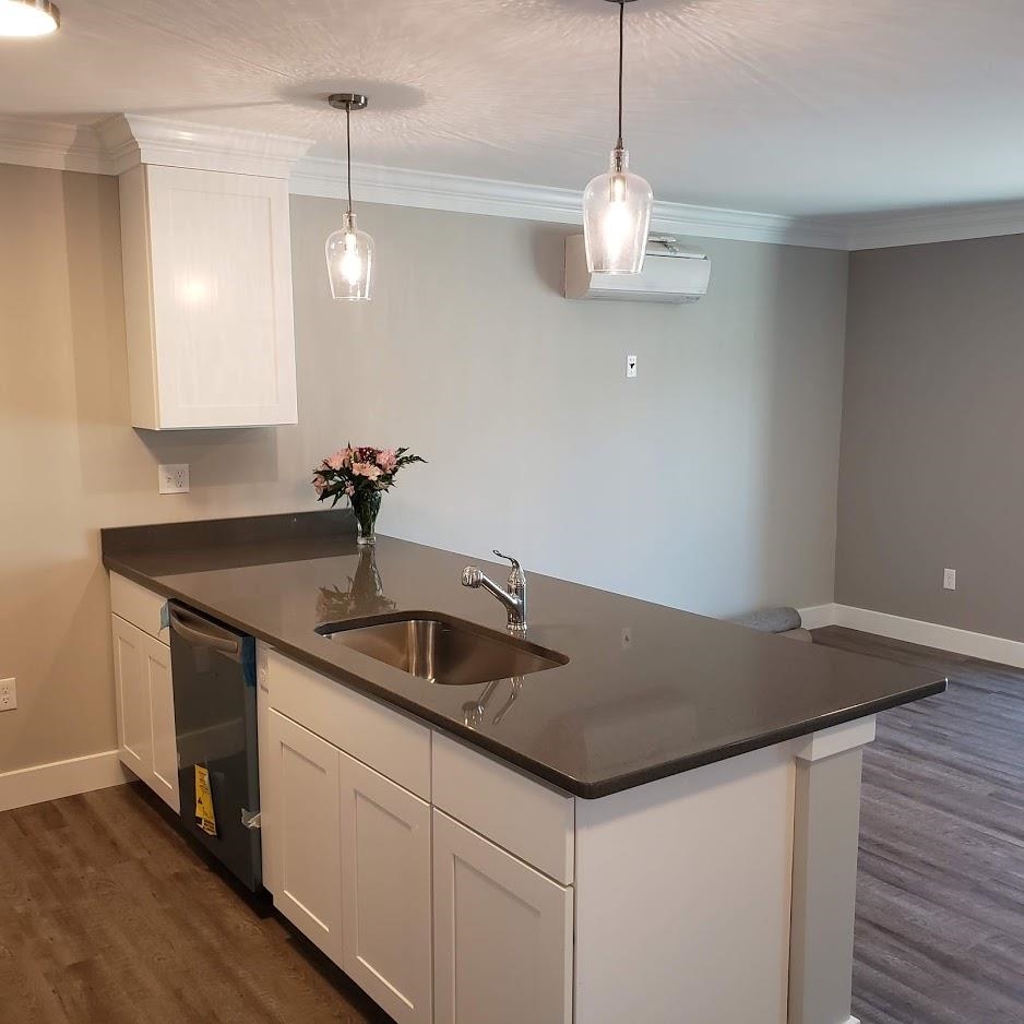 10 Fourth St #504, Dover, NH 03820