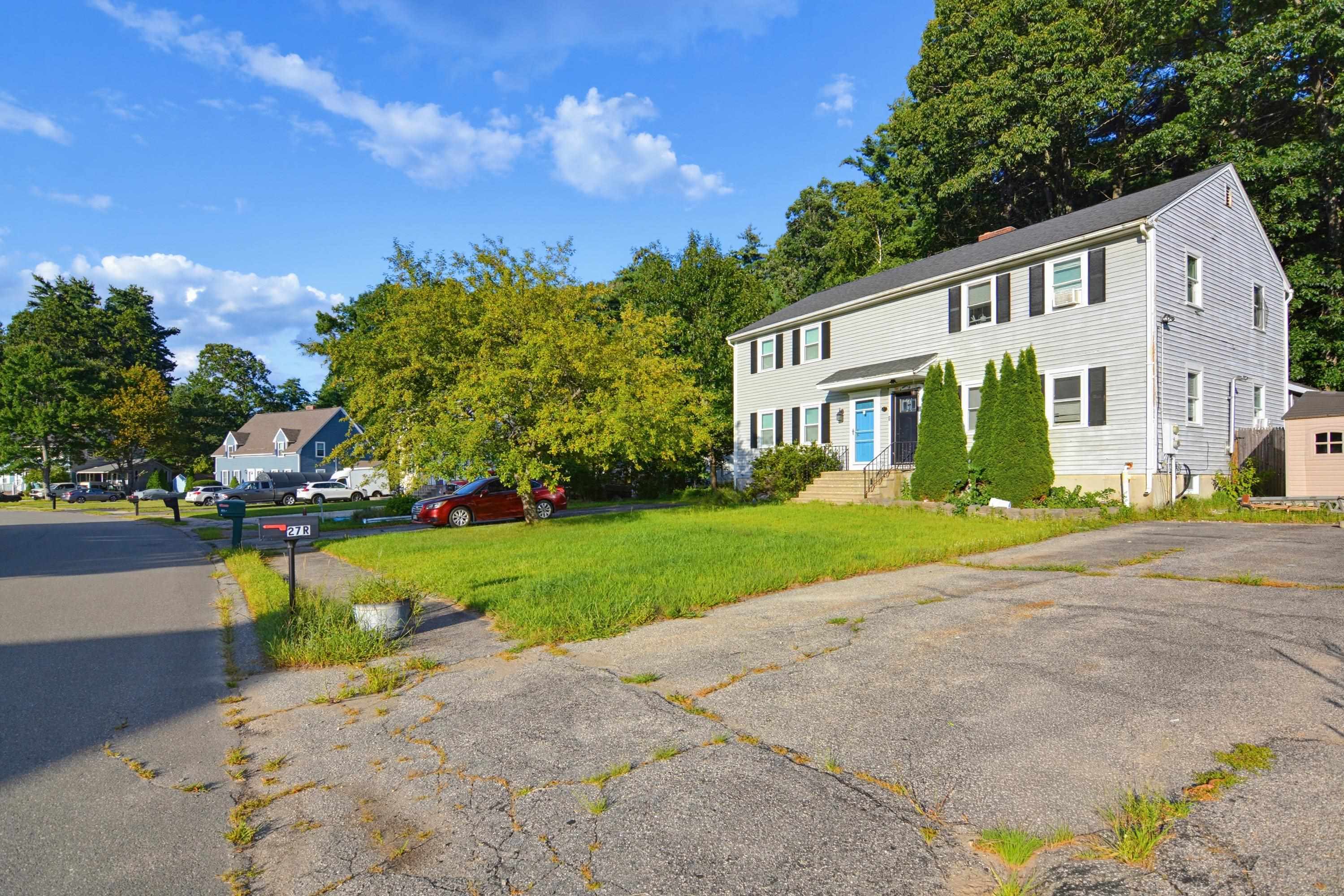 27 Tiger Tail Cir #R, Derry, NH 03038