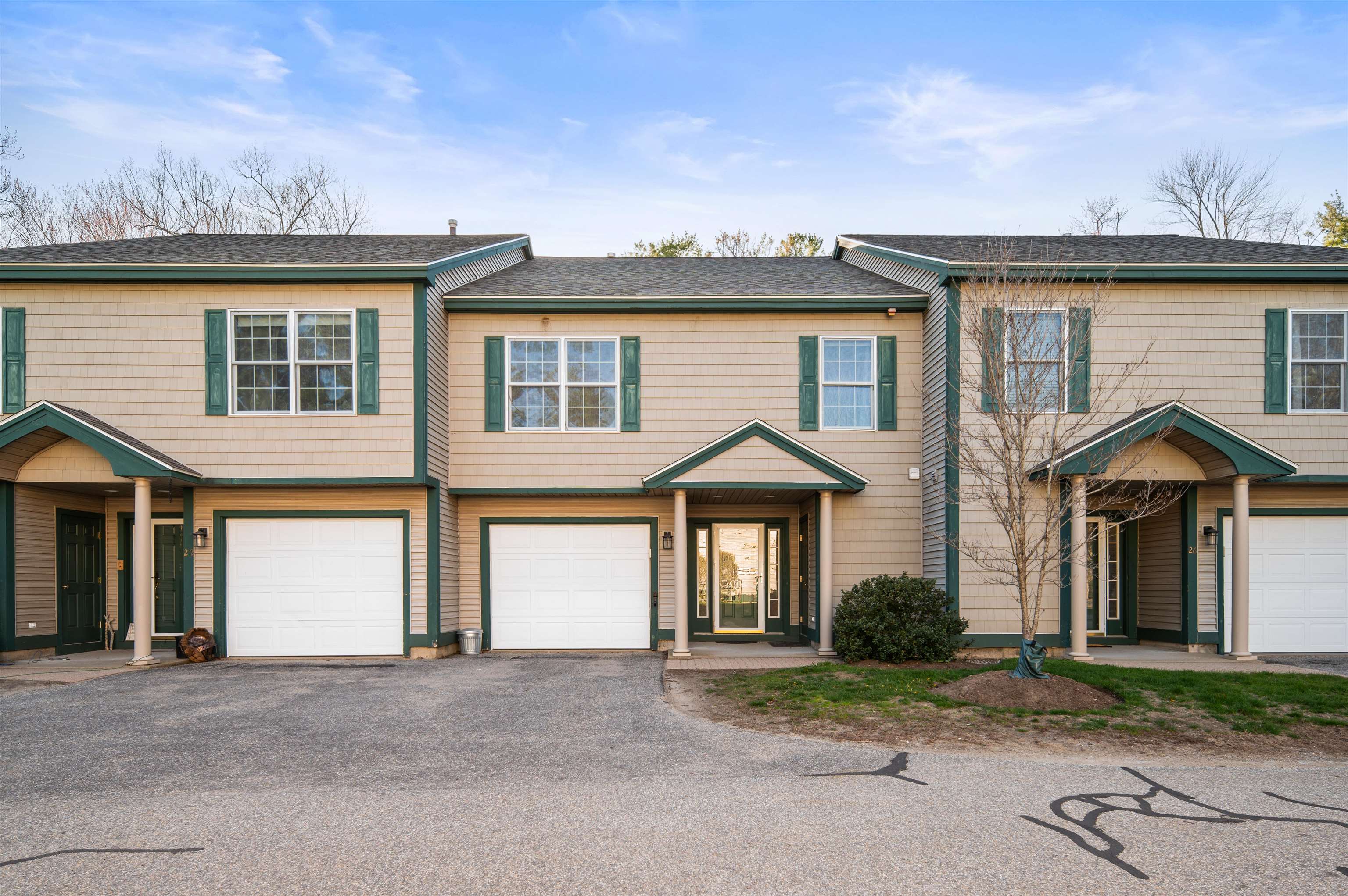 24 Deborah Ln, Dover, NH 03820