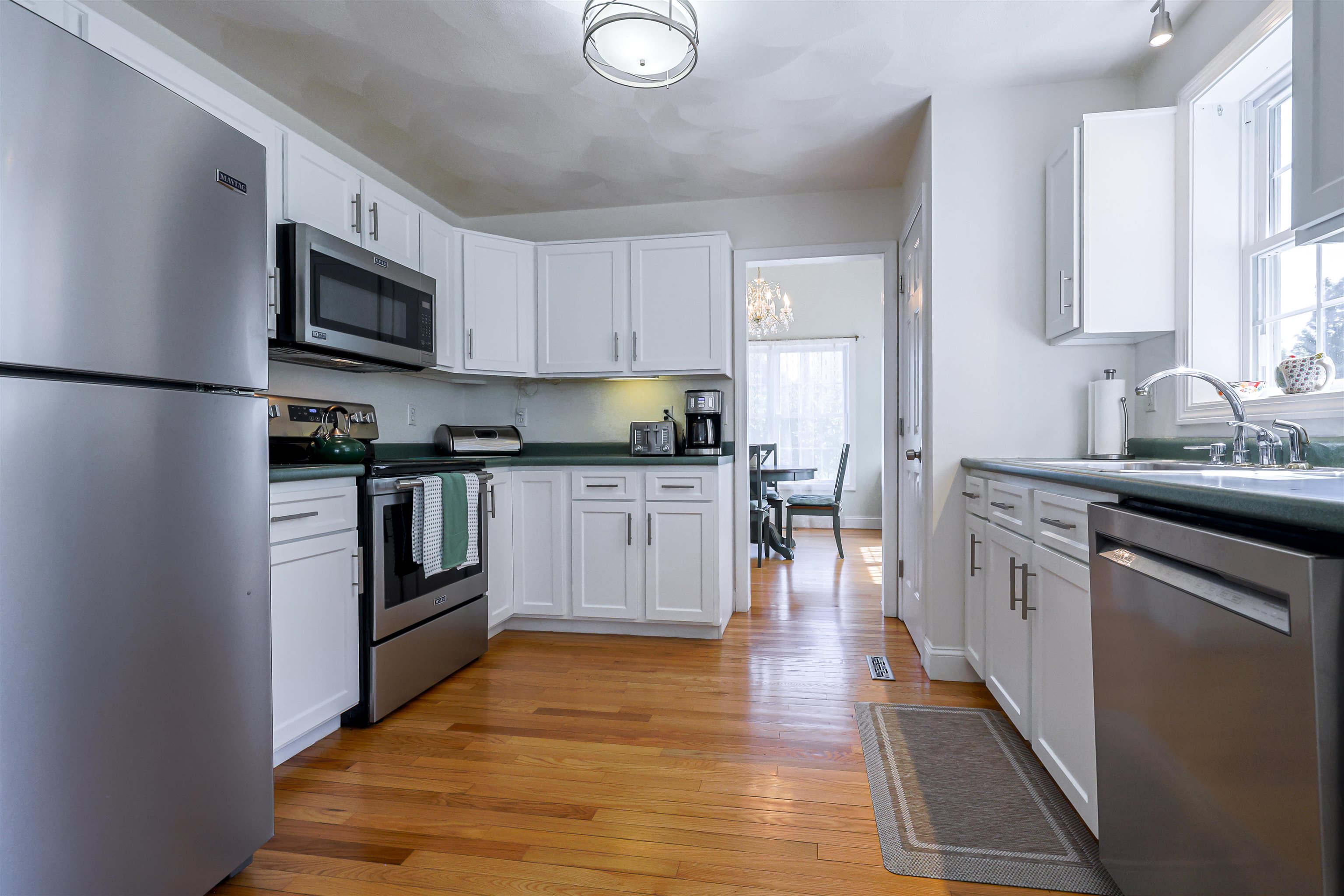 15 Souhegan Dr, Nashua, NH 03063