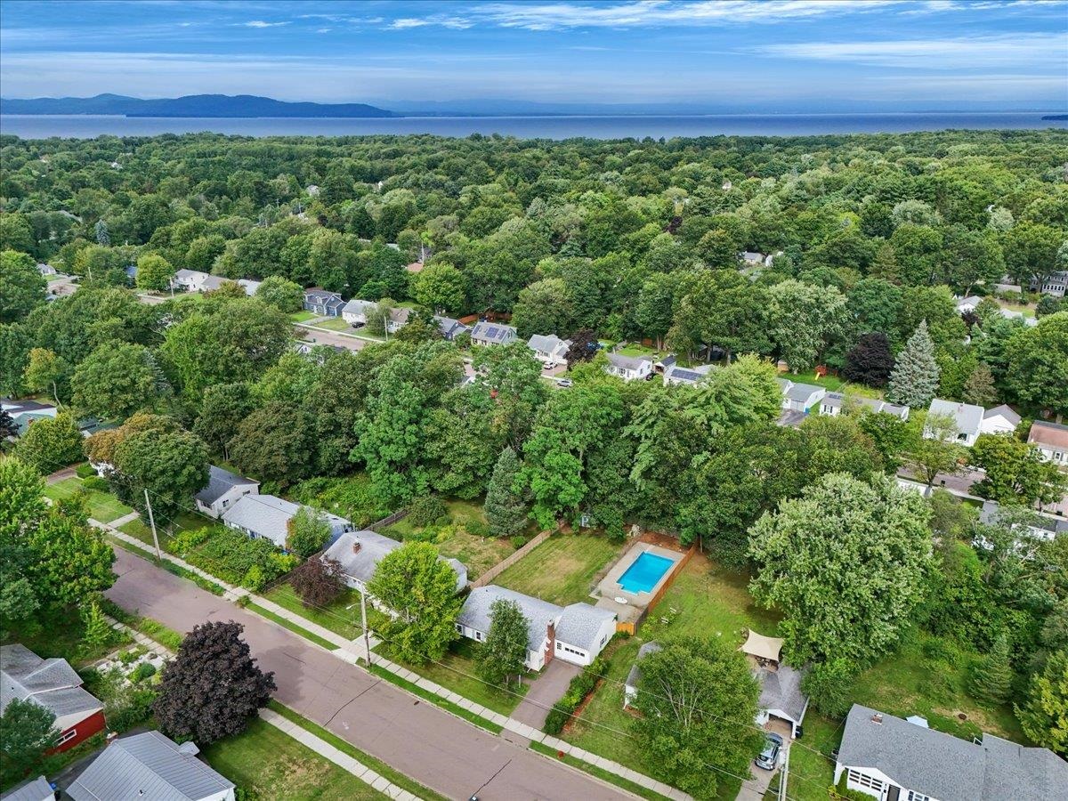 3rd image of 44 Brierwood Ln, Burlington, VT 05408 | MLS# 5105865