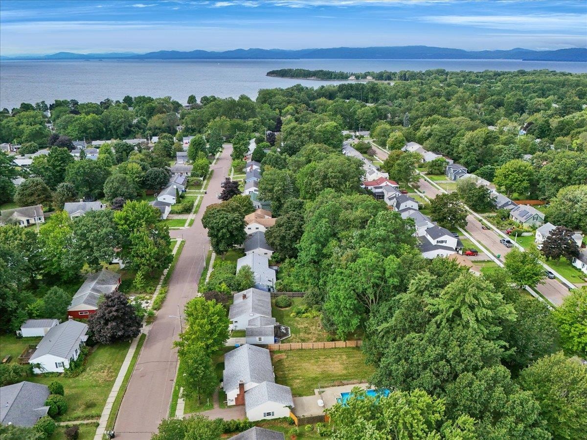 4th image of 44 Brierwood Ln, Burlington, VT 05408 | MLS# 5105865