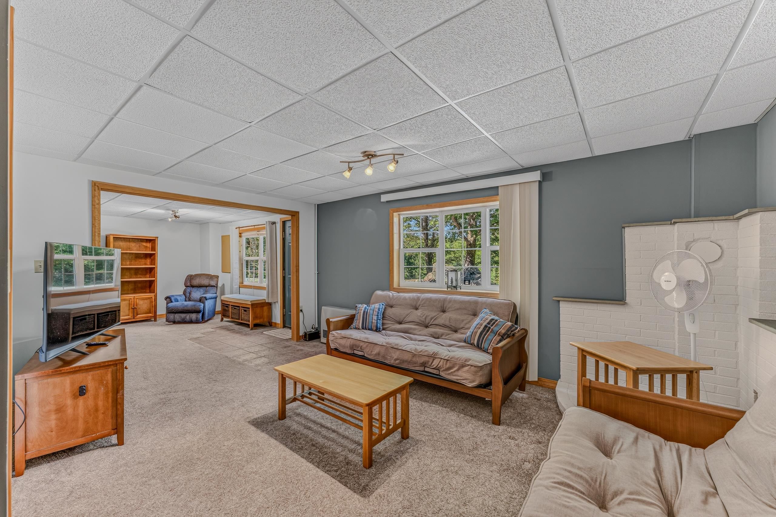 189 Plain Rd, Bath, NH 03740