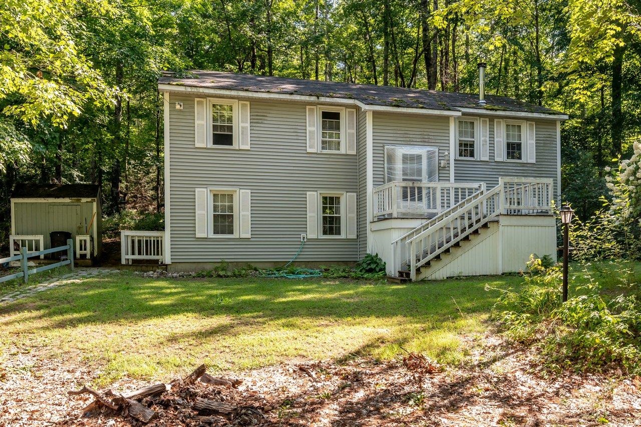 41 Demeritt Ave, Lee, NH 03861