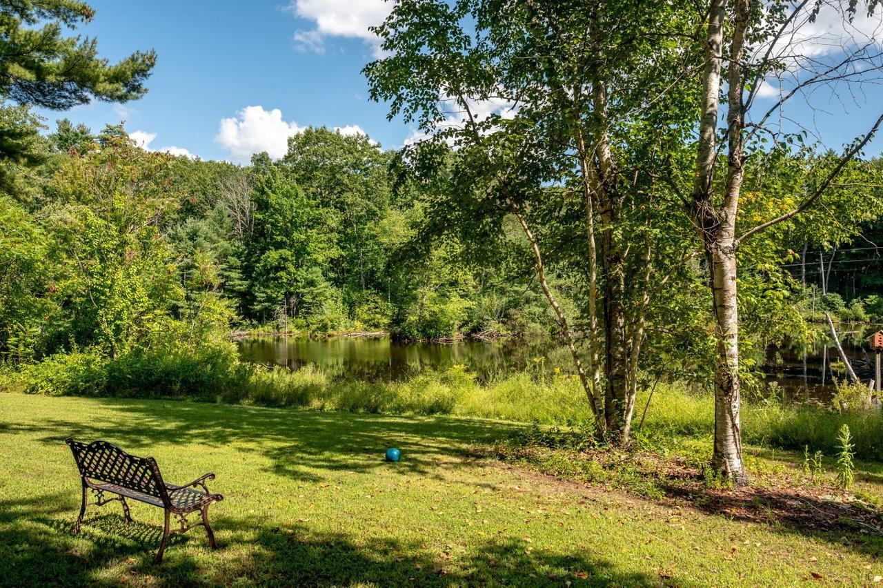 41 Demeritt Ave, Lee, NH 03861