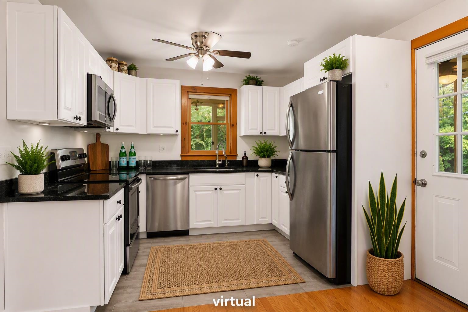 3 Lake Front St, Amherst, NH 03031