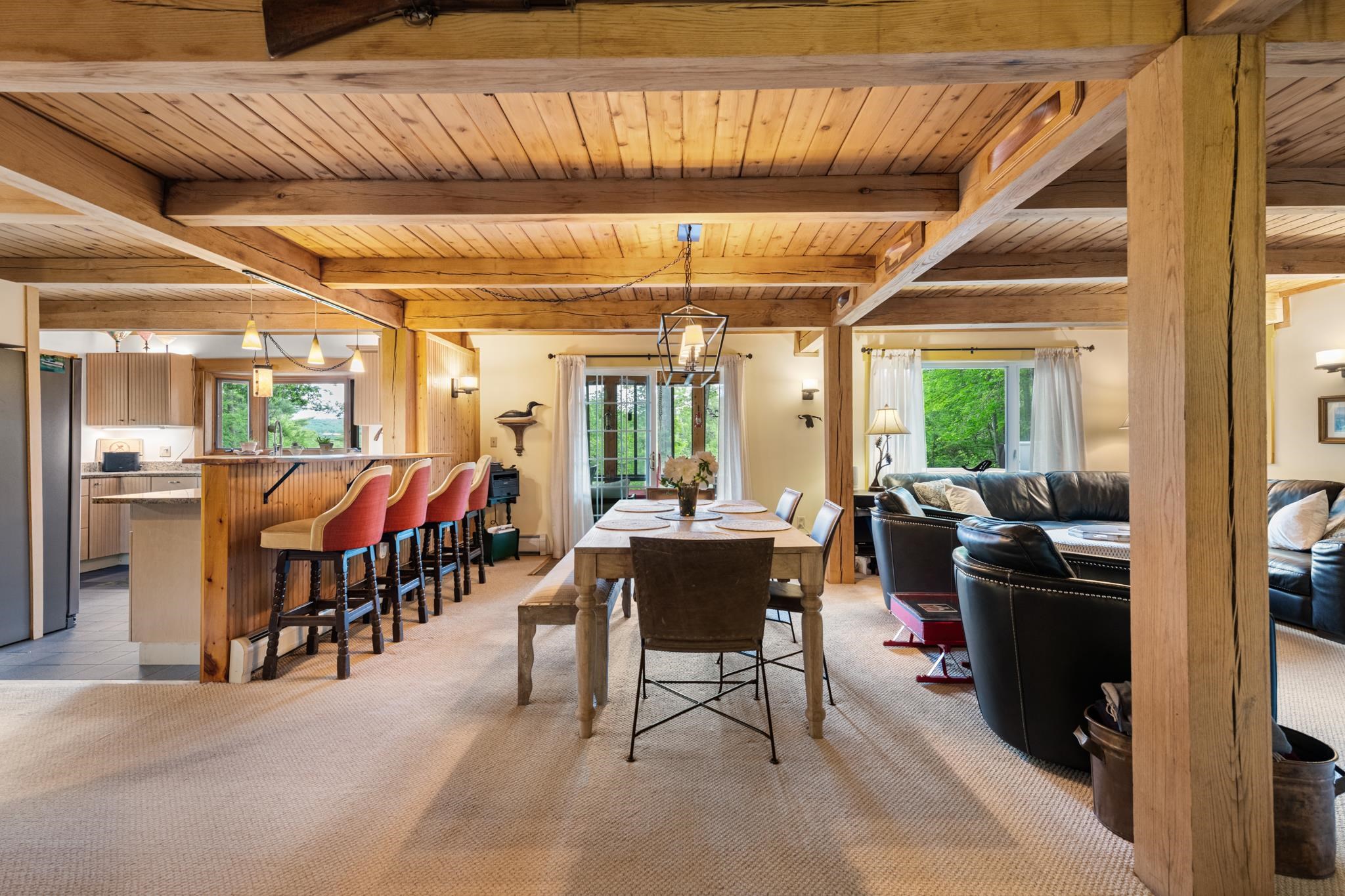 Nice open concept kitchen/dineing and living room