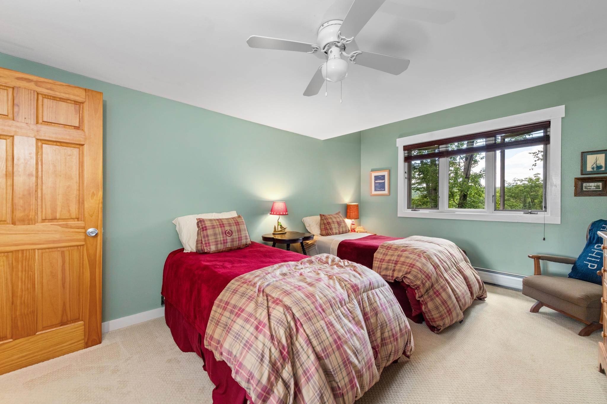 1st bedroom