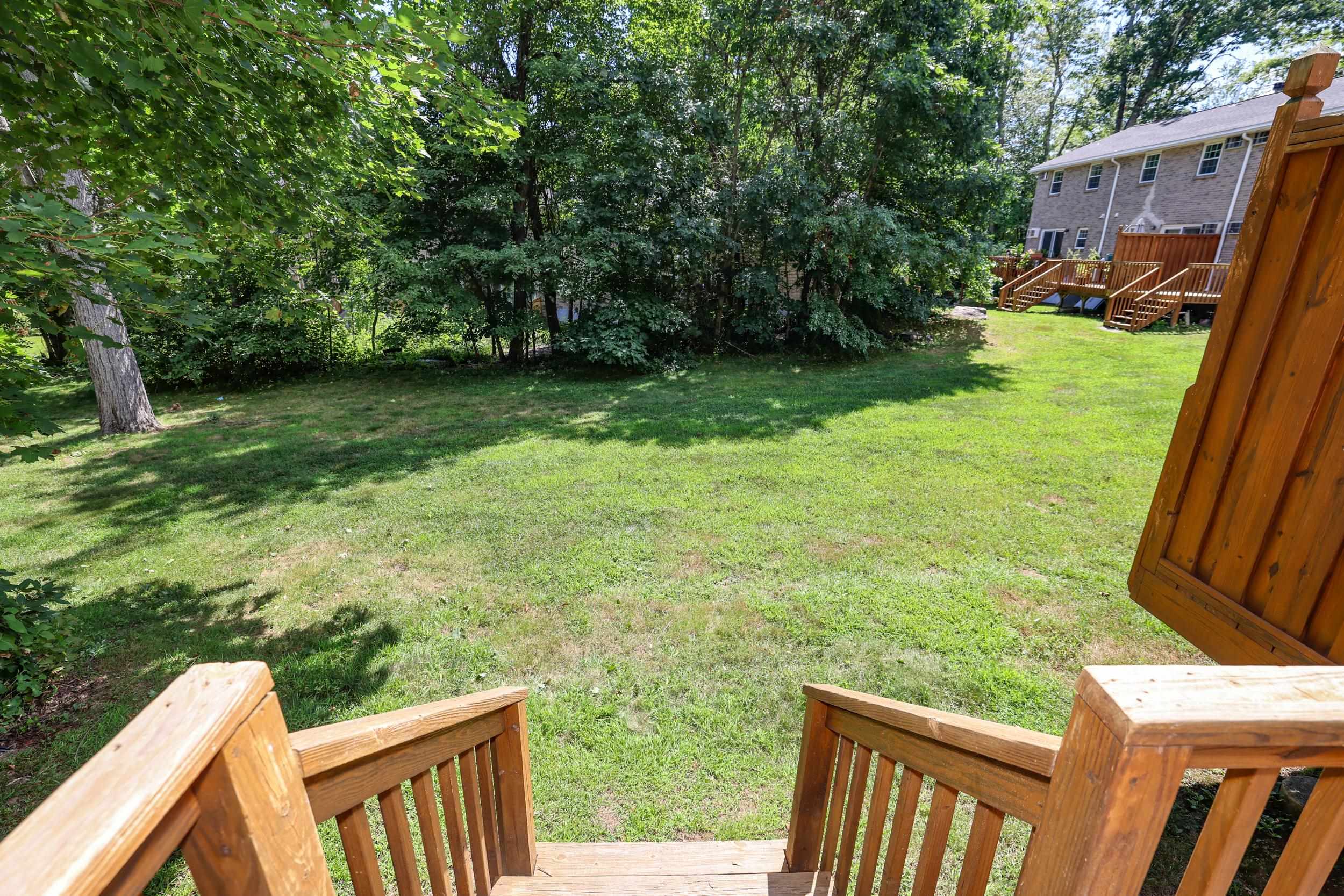Photo 11 of 36