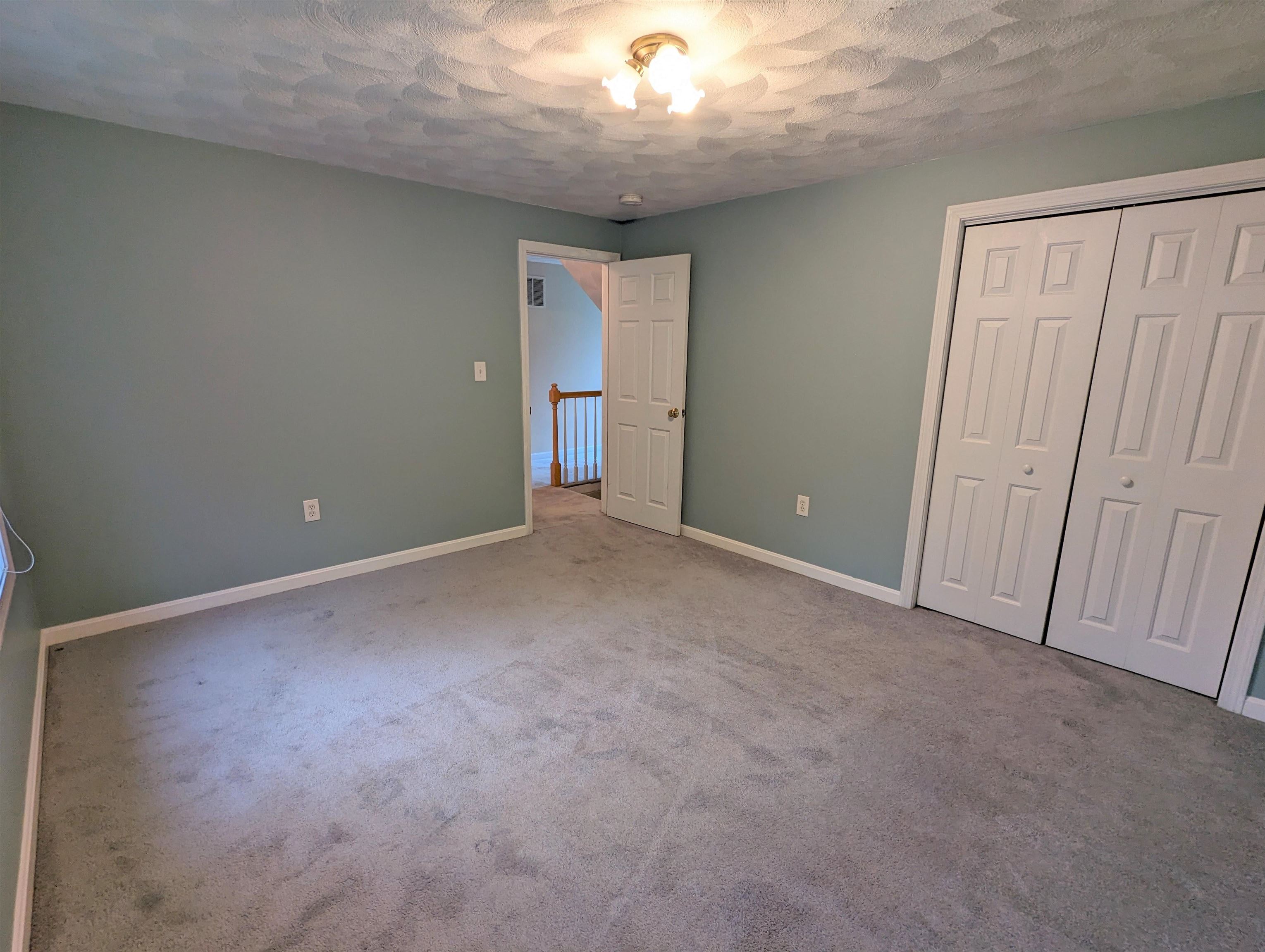 Photo 15 of 23
