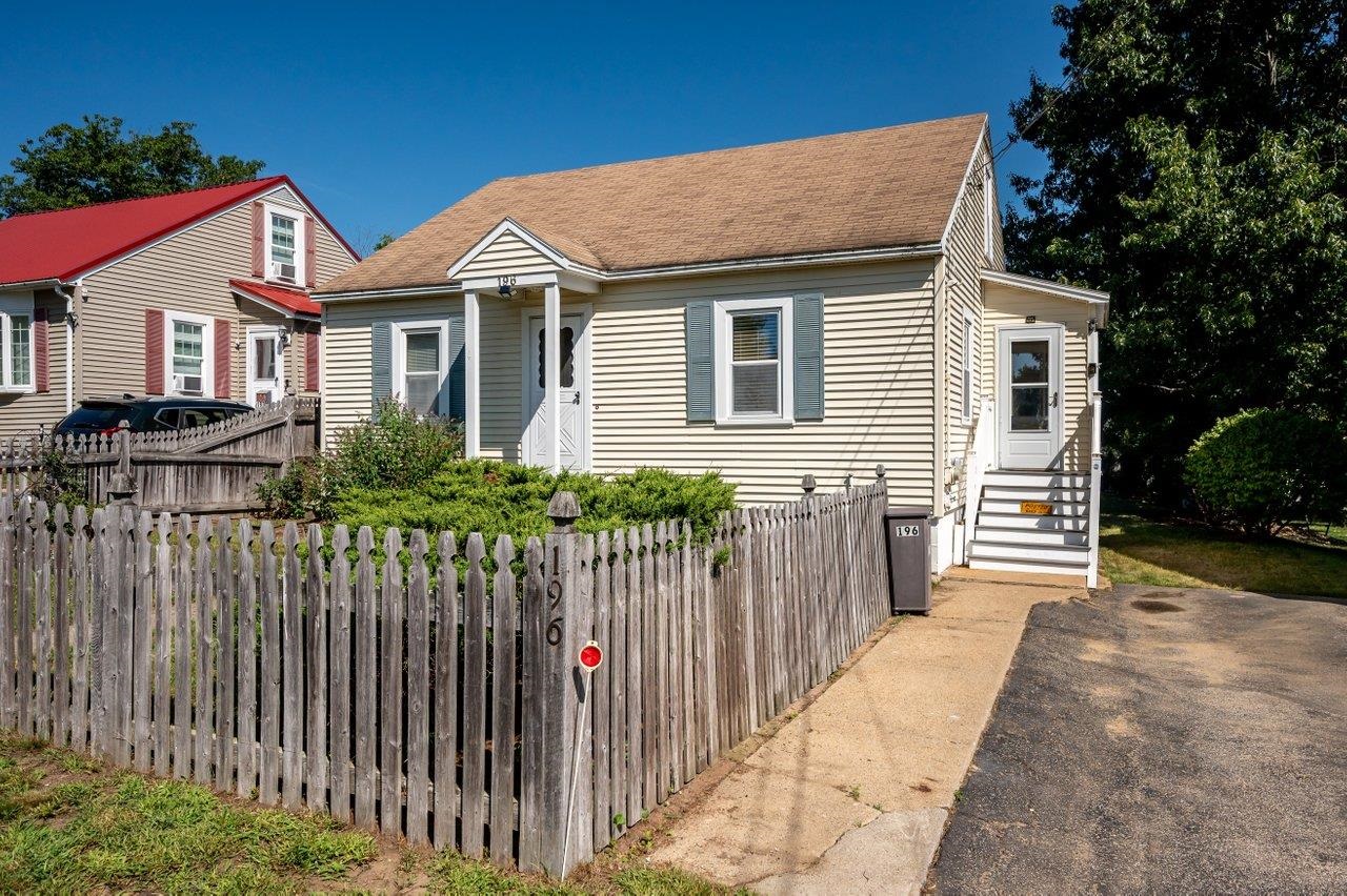196 Wilmot St, Manchester, NH 03103
