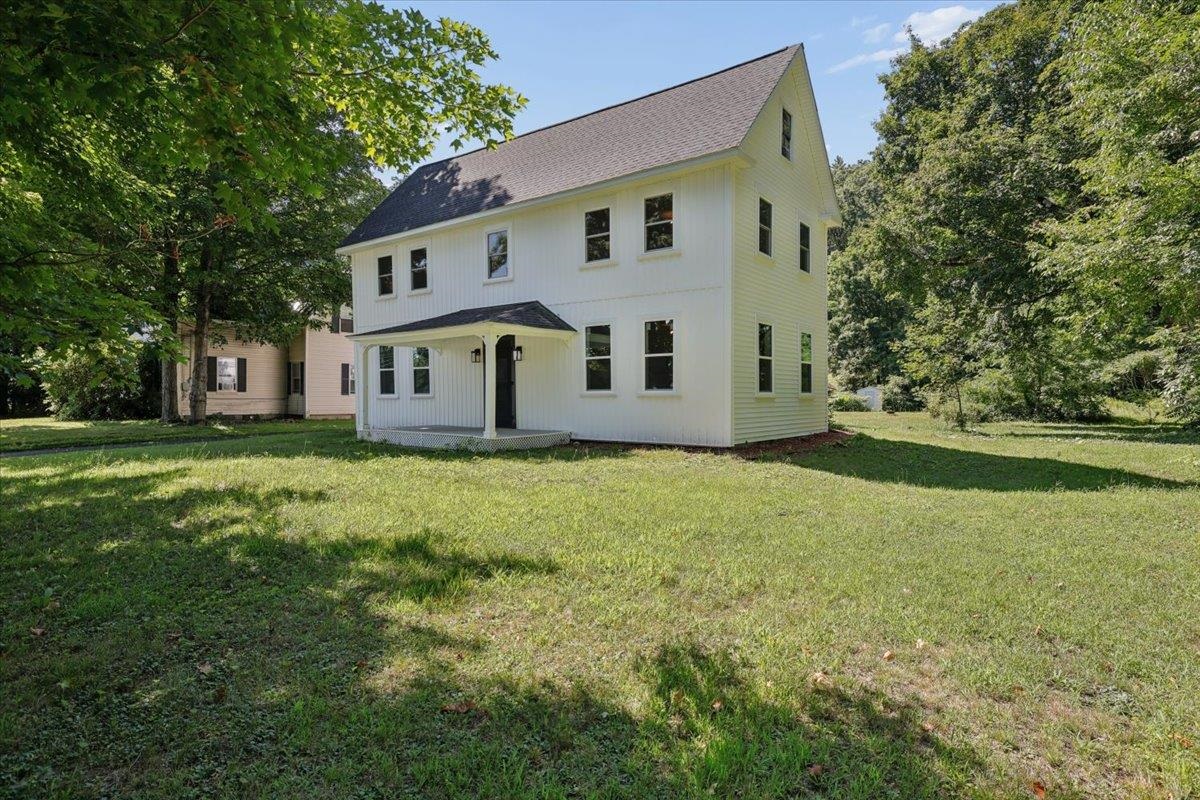 9 High St, Boscawen, NH 03303
