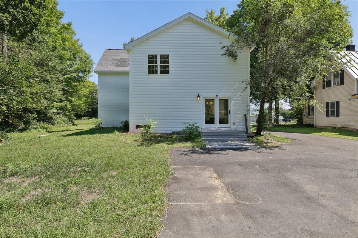 9 High St, Boscawen, NH 03303