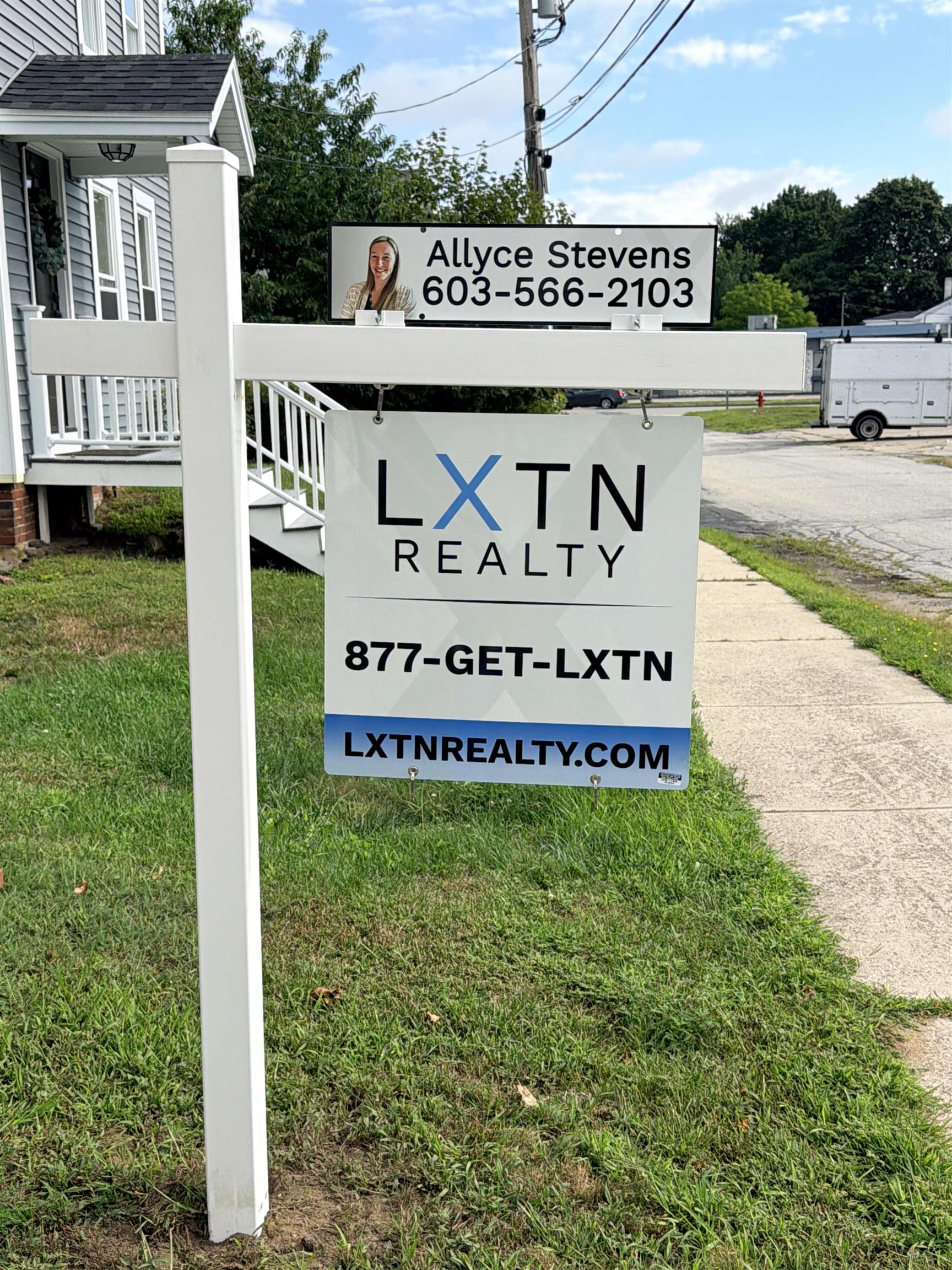 9 Lincoln St, Rochester, NH 03867