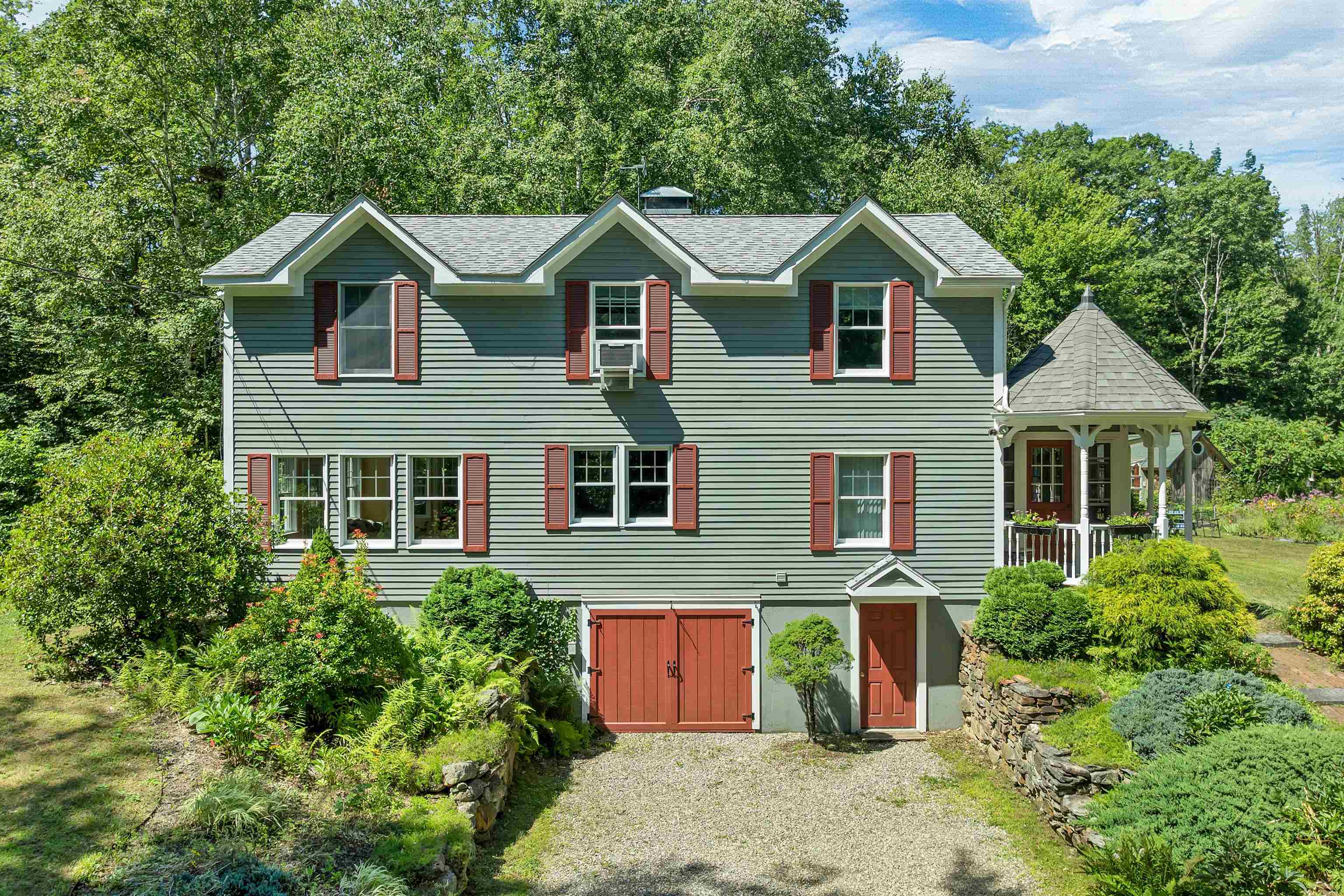 27 Swallow Rd, Belmont, NH 03220