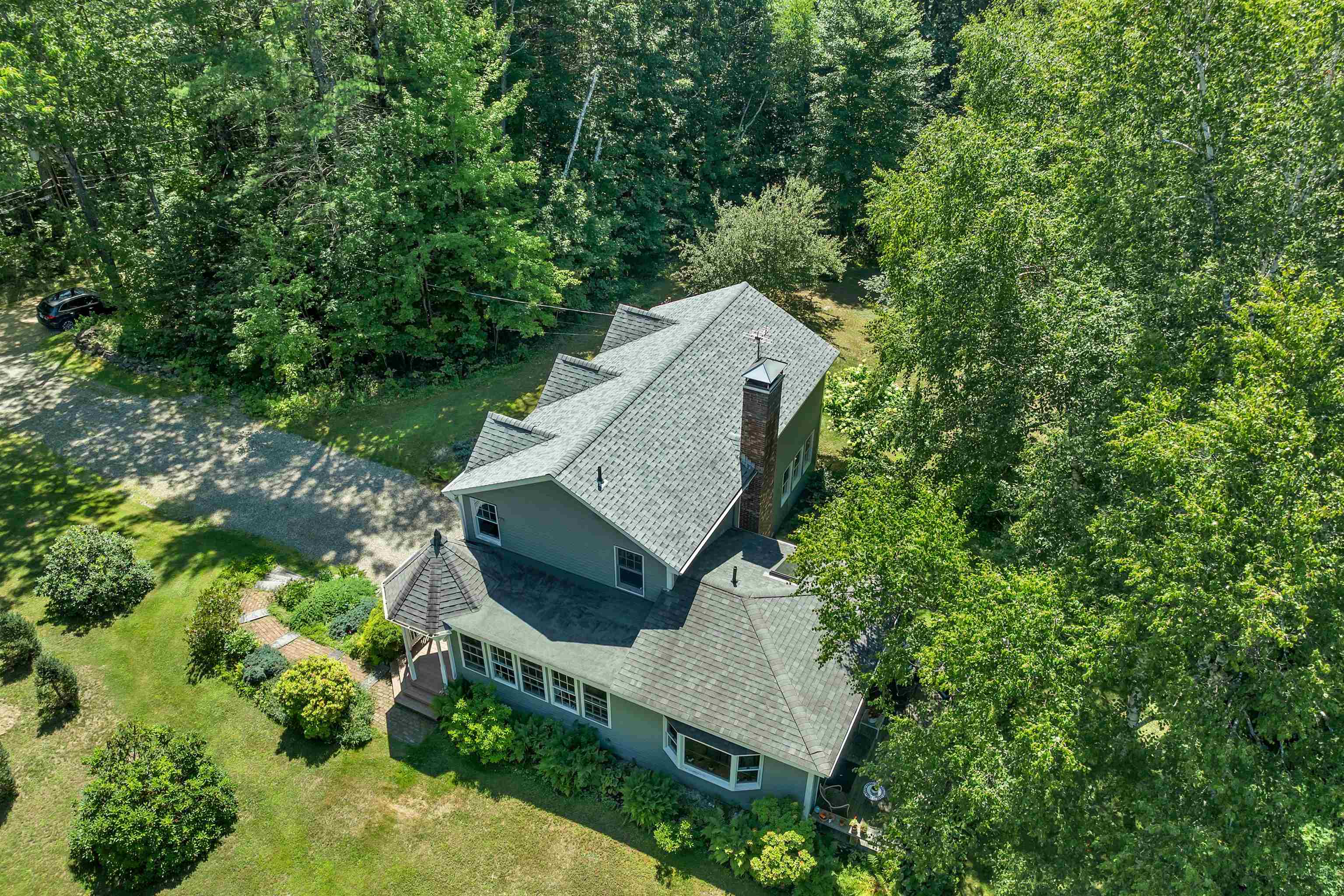 27 Swallow Rd, Belmont, NH 03220