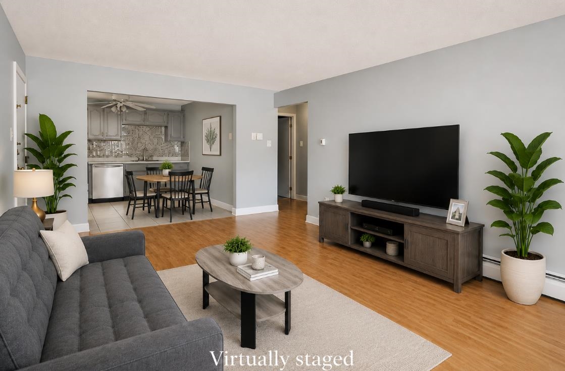 2 Pembroke Dr #15, Derry, NH 03038
