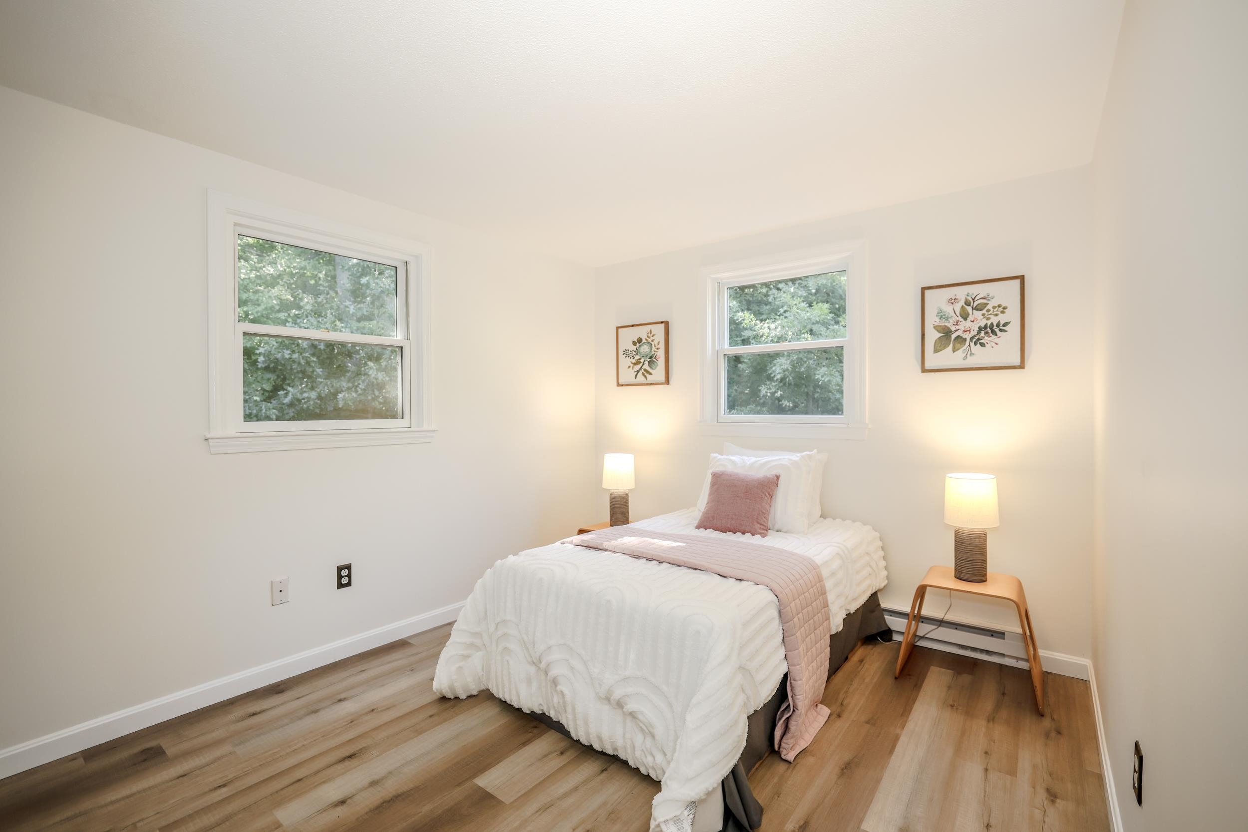 292 Wilsons Crossing Rd, Auburn, NH 03032