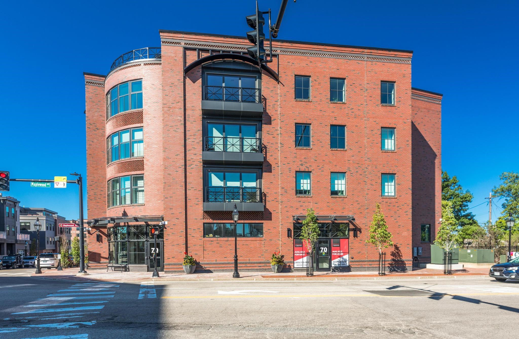 70 Maplewood Ave #403, Portsmouth, NH 03801