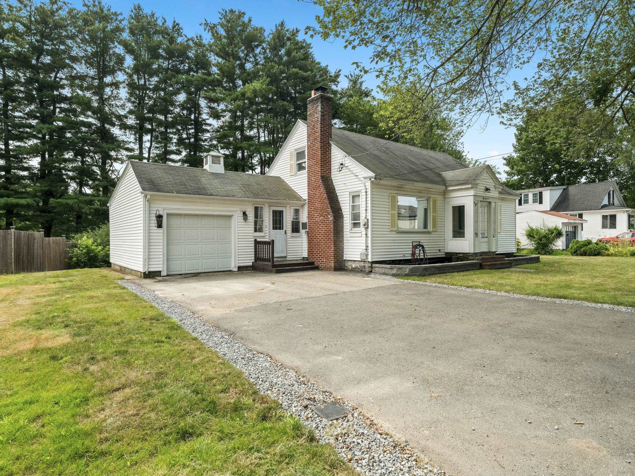 10 Pond St, Salem, NH 03079