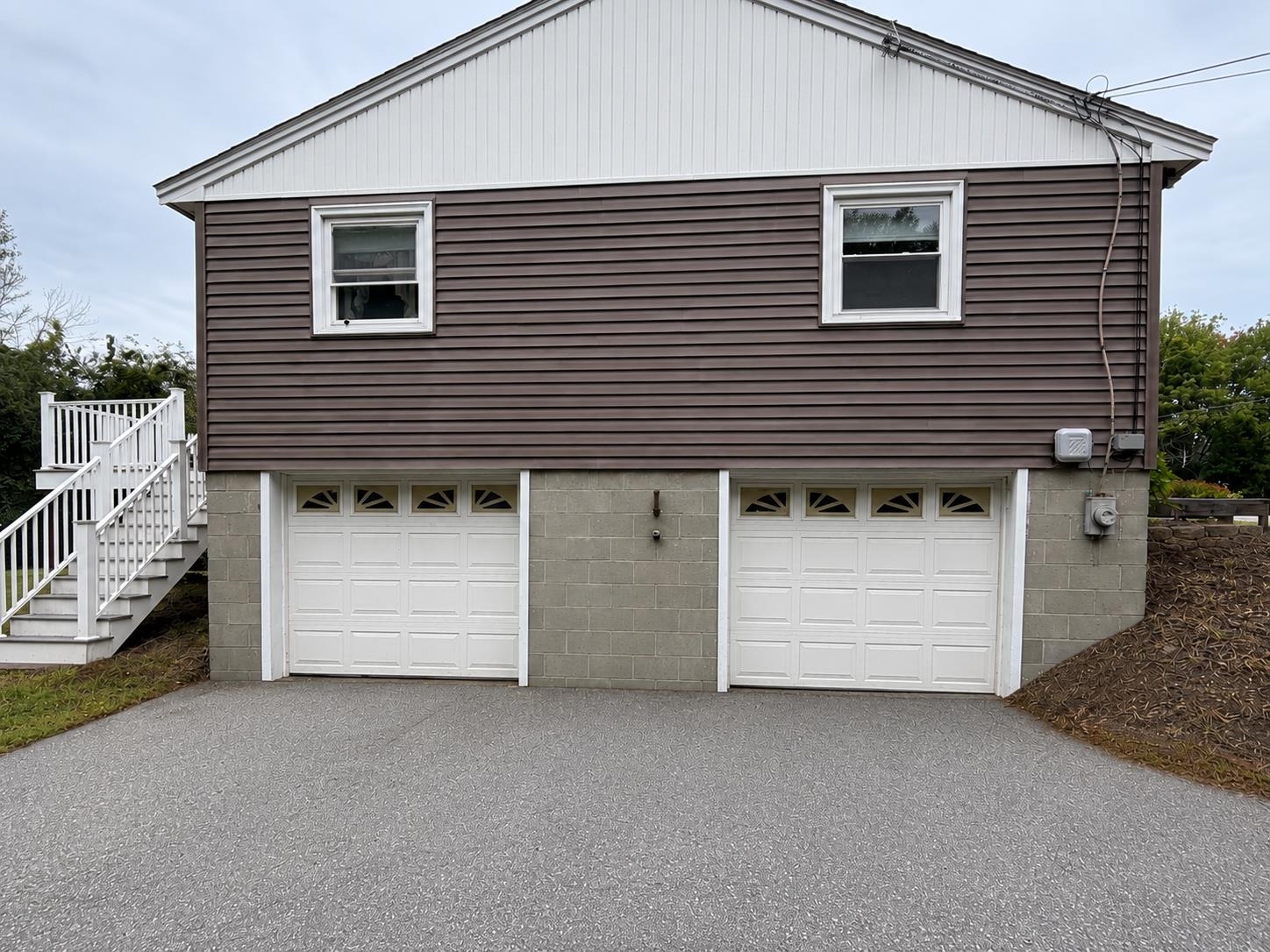 100 Currier Rd, Pelham, NH 03076