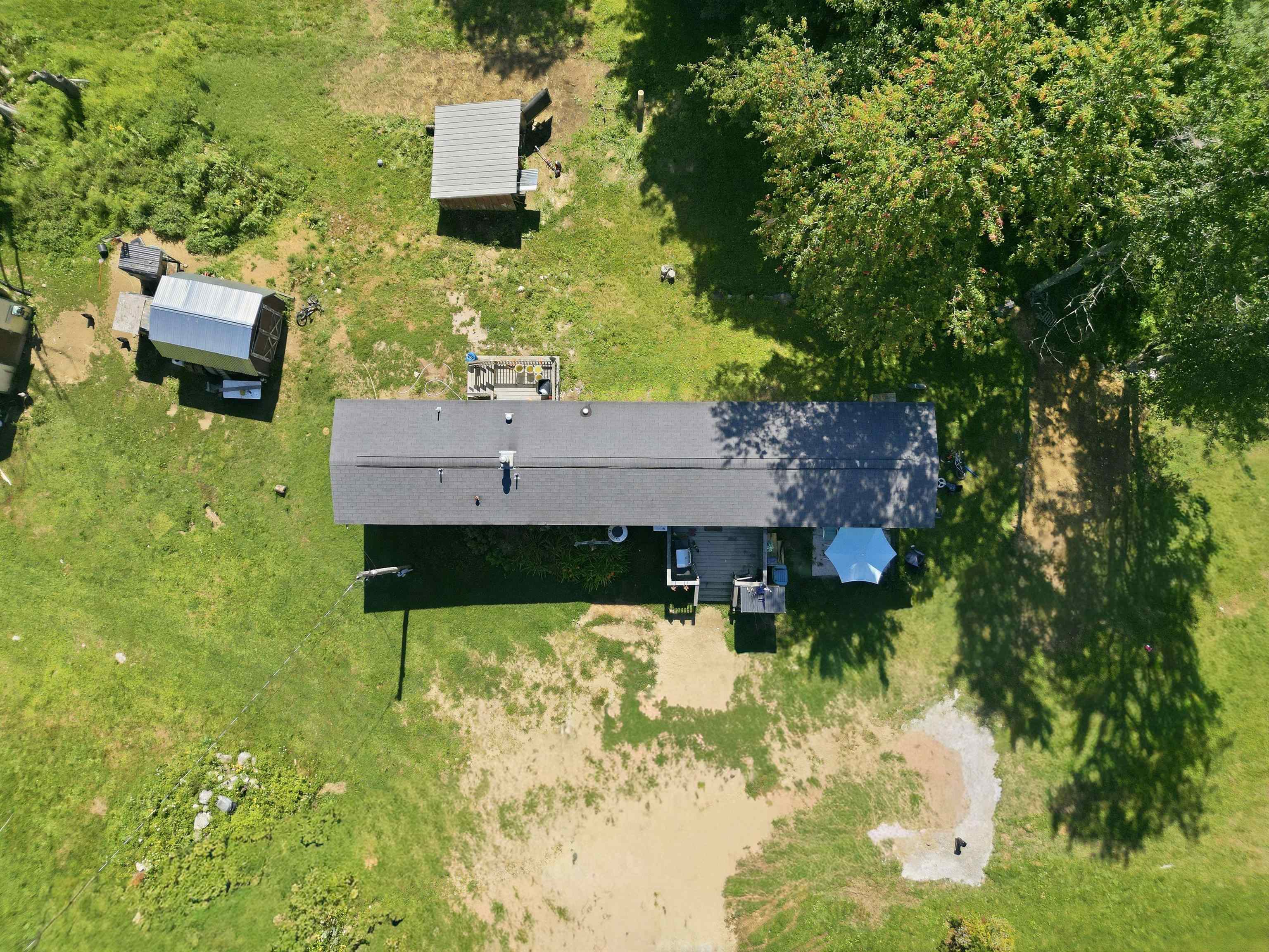 35 Thompson Rd, Pittsfield, NH 03263