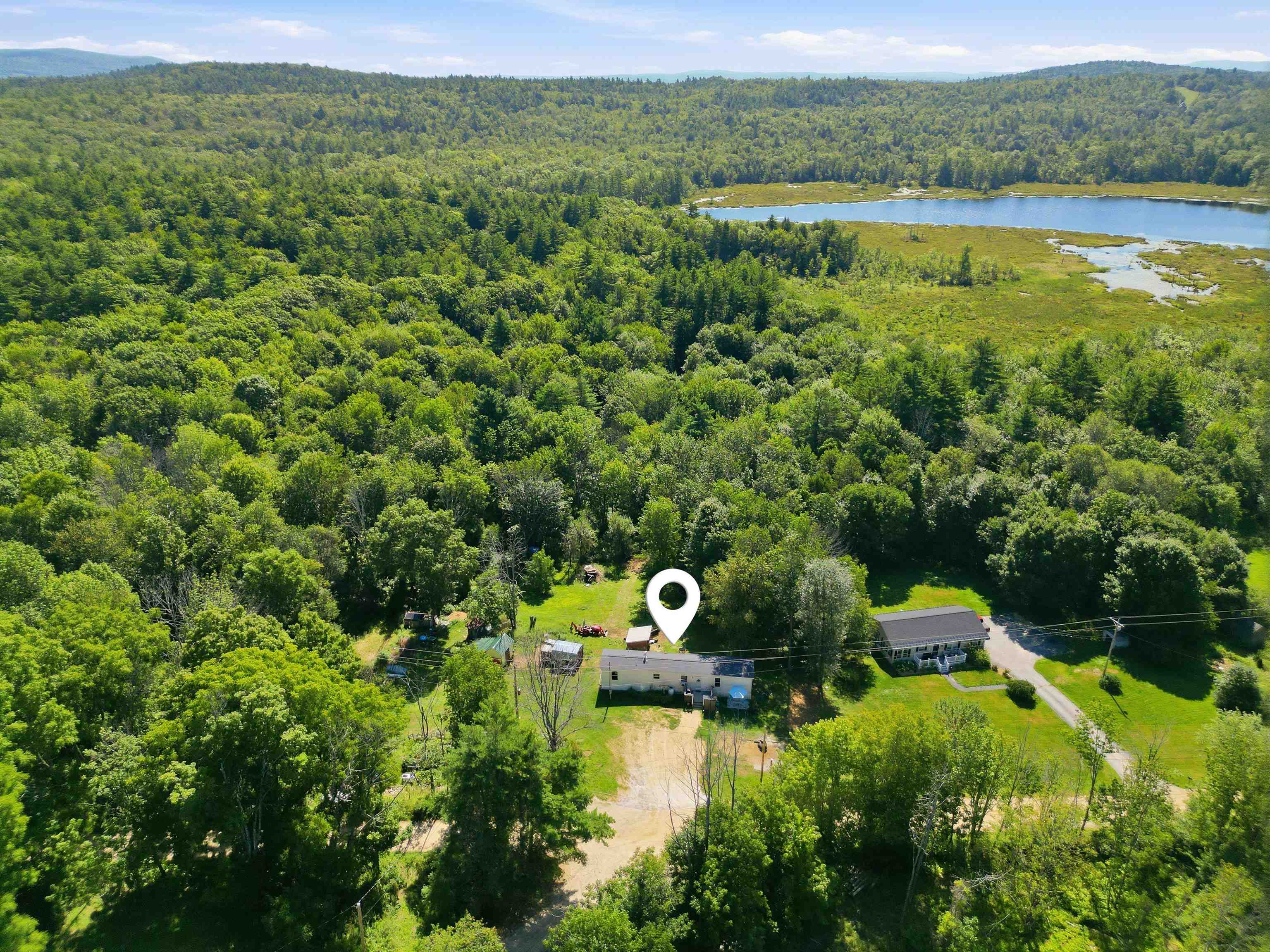 35 Thompson Rd, Pittsfield, NH 03263