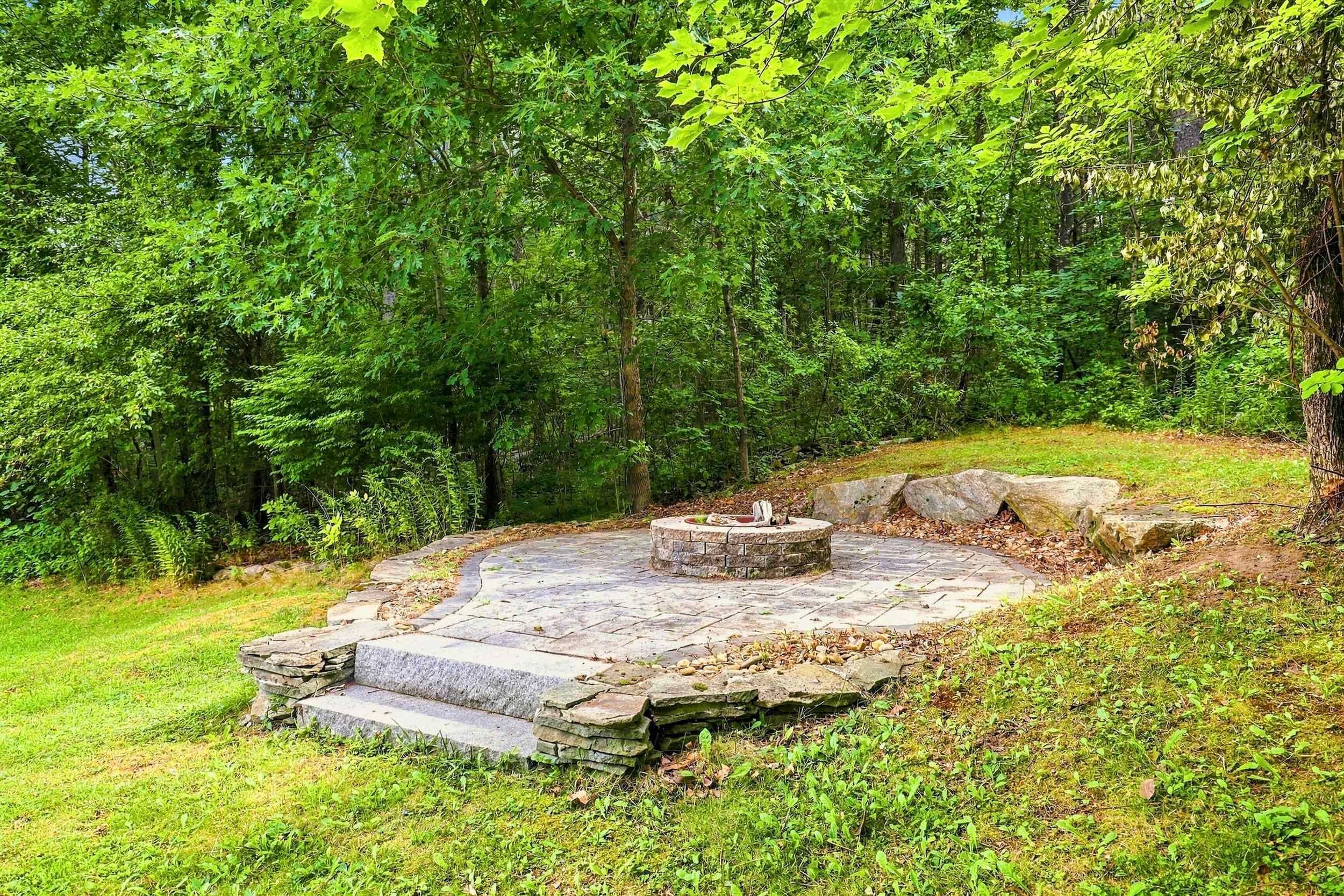68 Frost Rd, Derry, NH 03038
