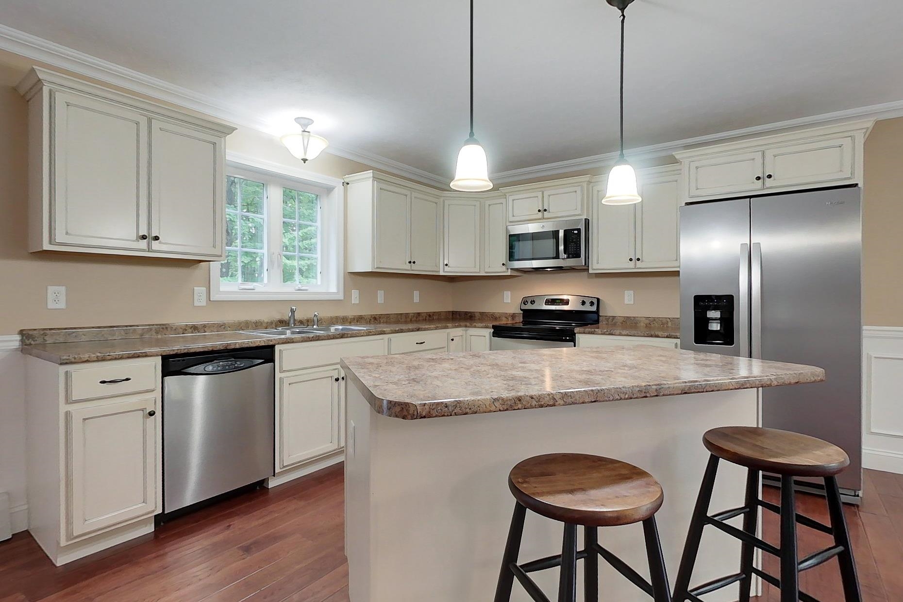 8 Barrett Rd, Greenville, NH 03048