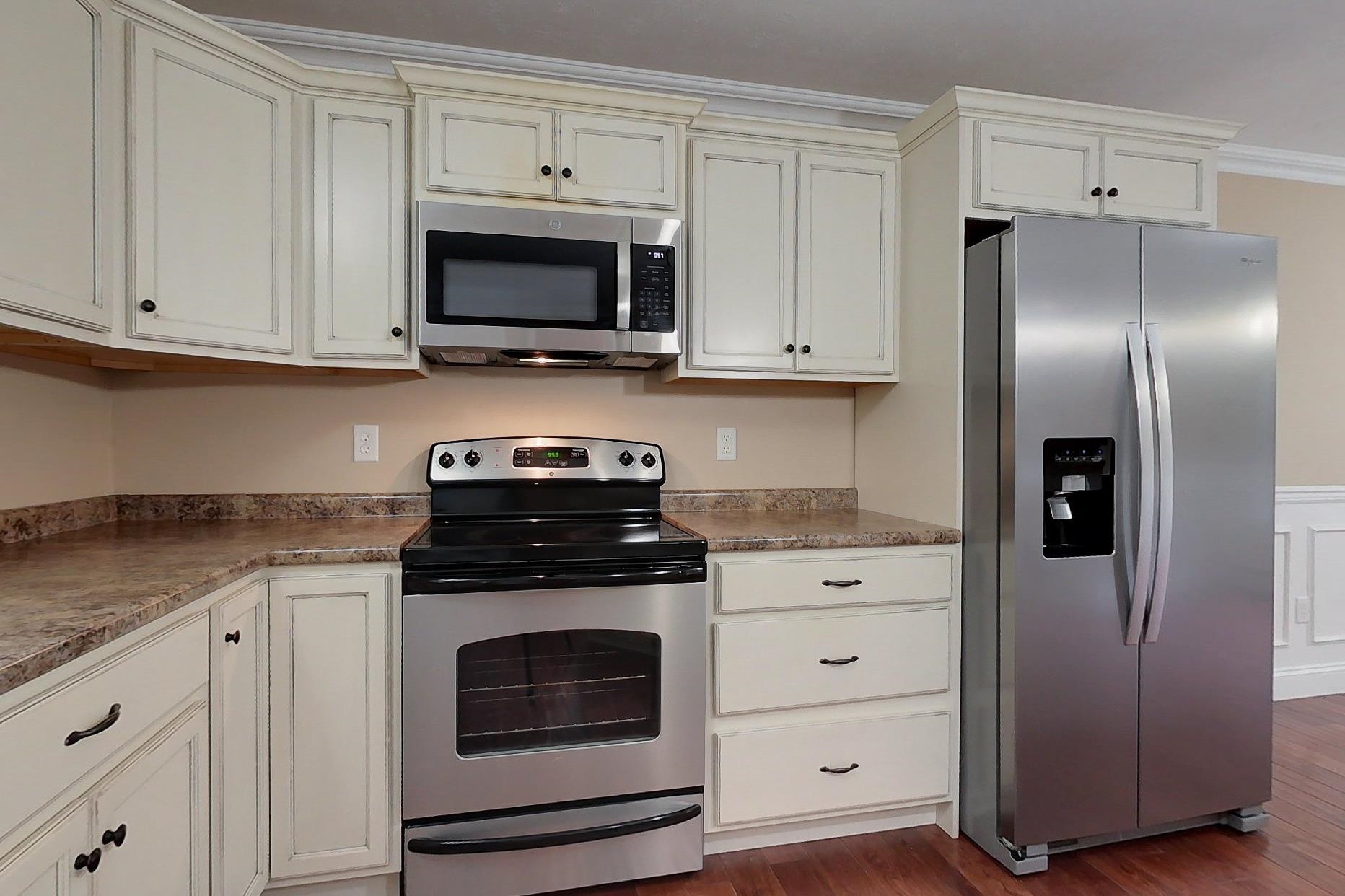 8 Barrett Rd, Greenville, NH 03048