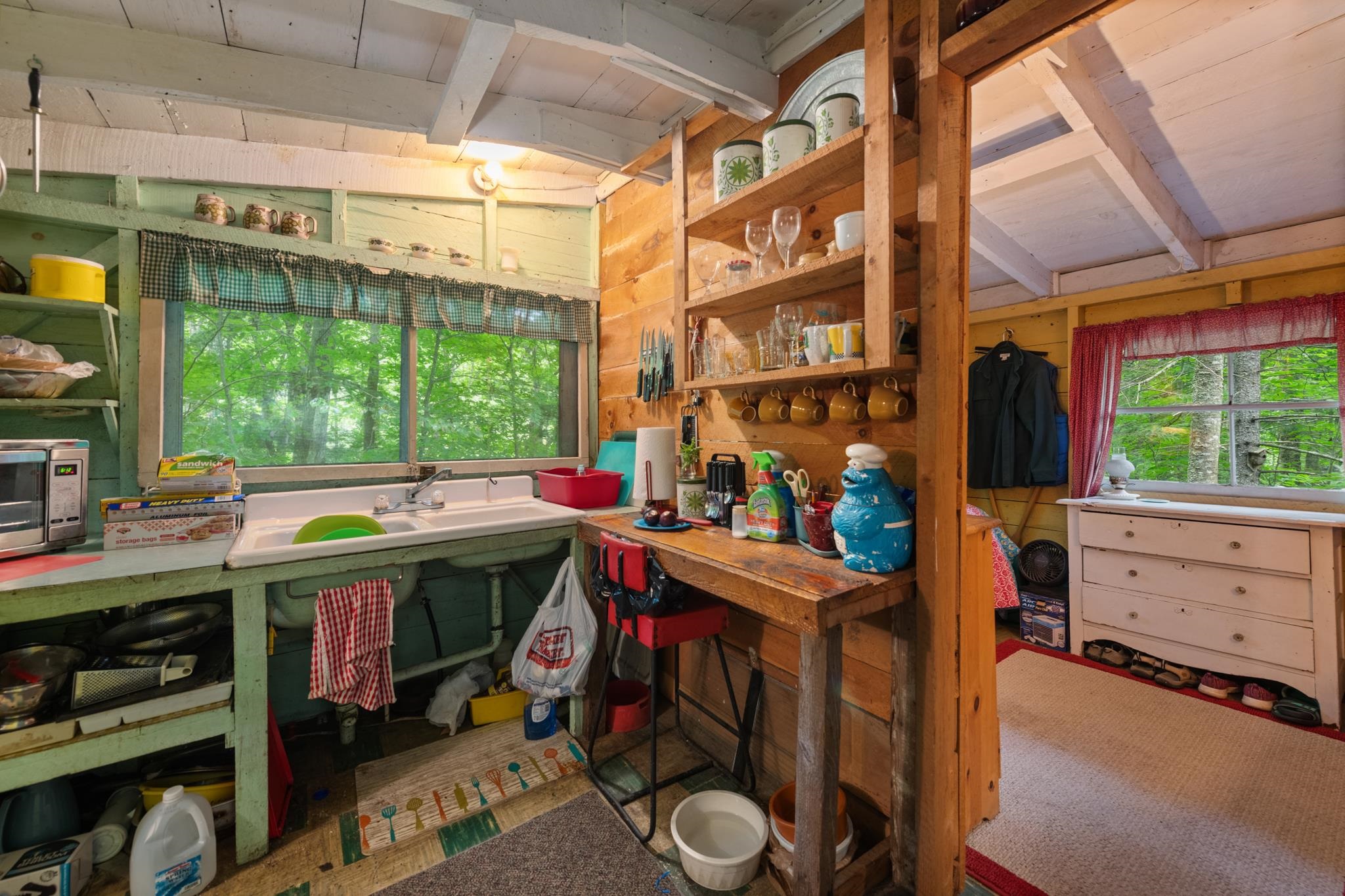 1662 Stinson Lake Rd, Rumney, NH 03266