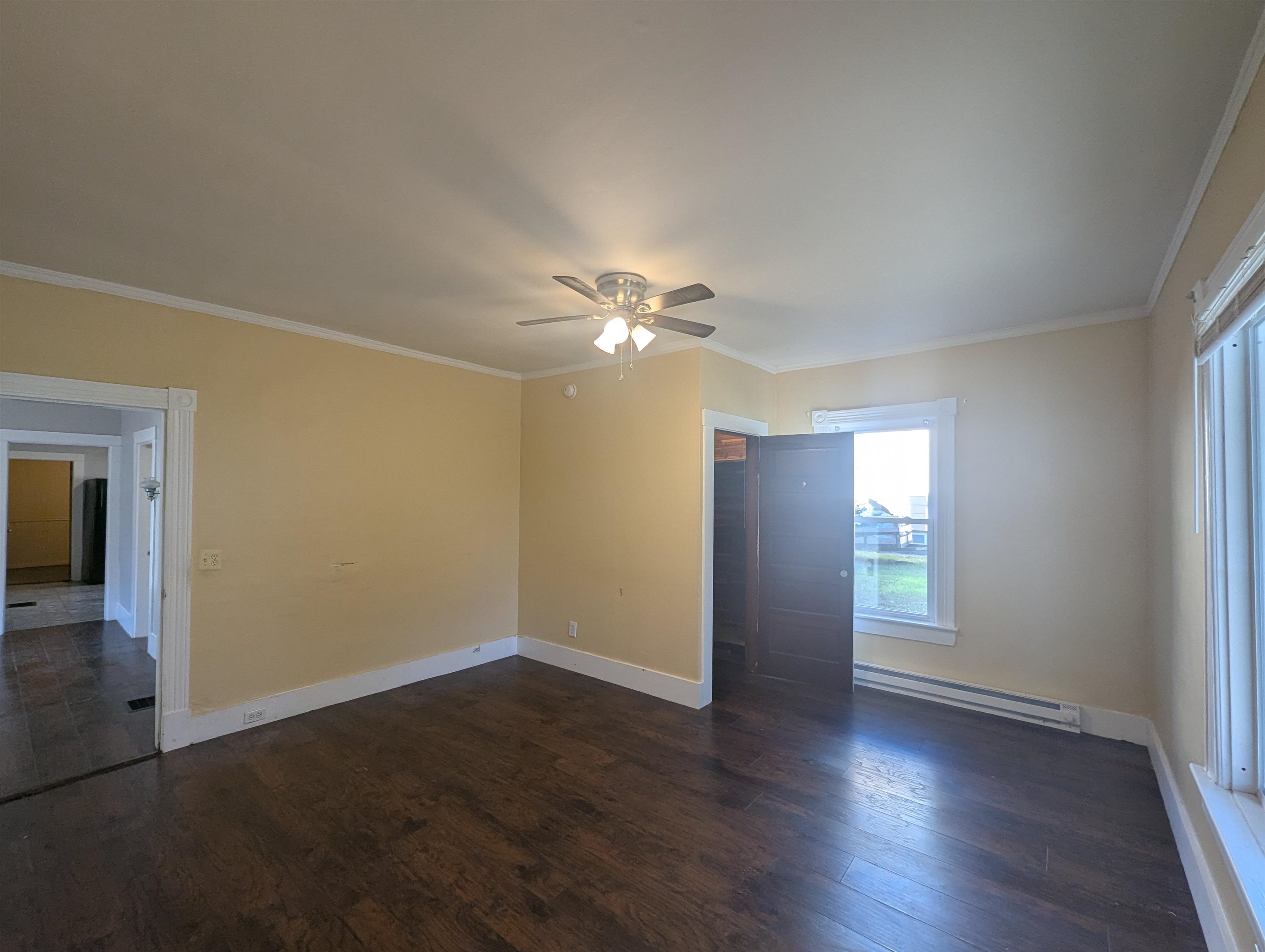 20 Chellis St #1, Claremont, NH 03743