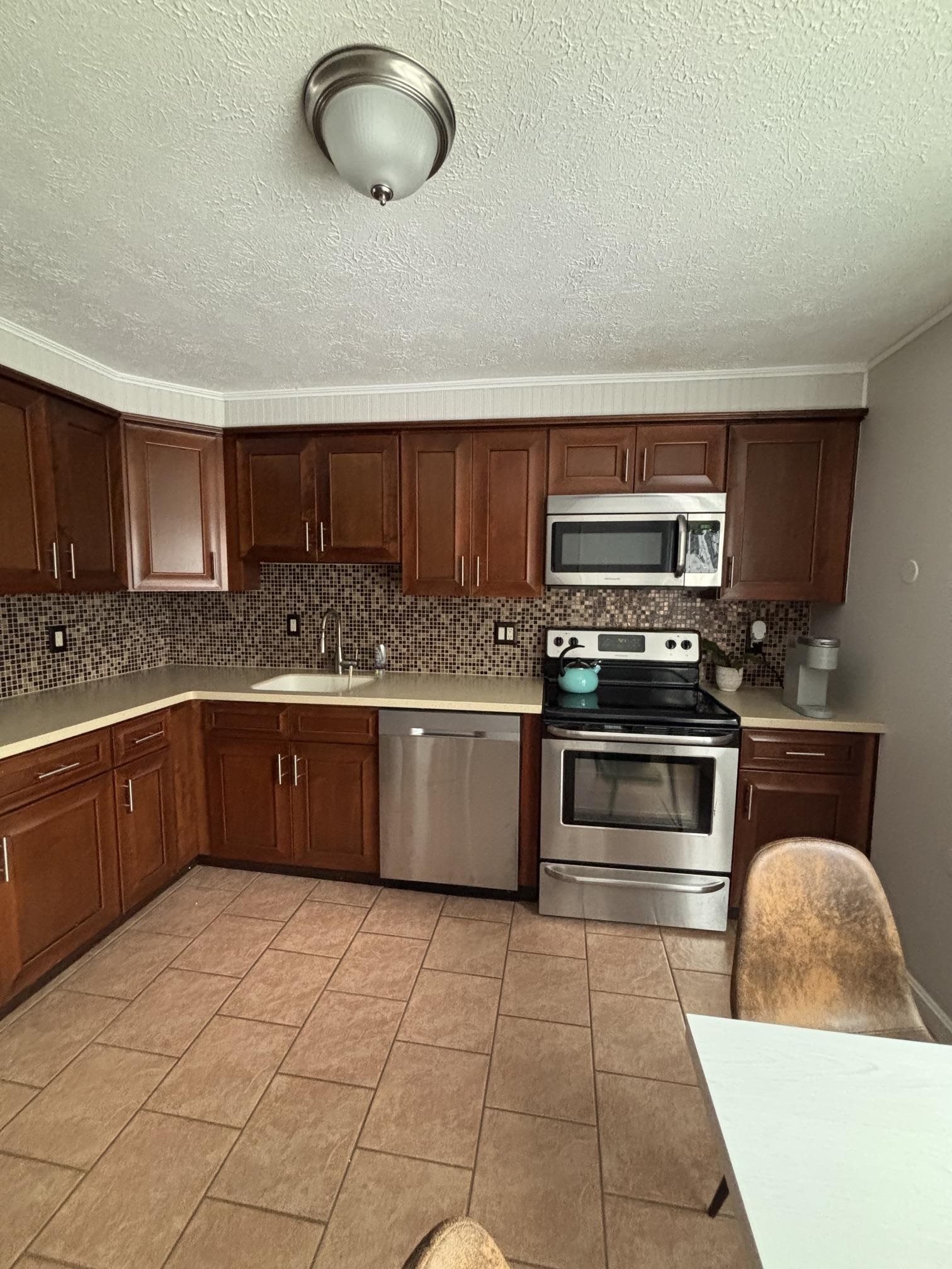 15 Culver St #83, Plaistow, NH 03856
