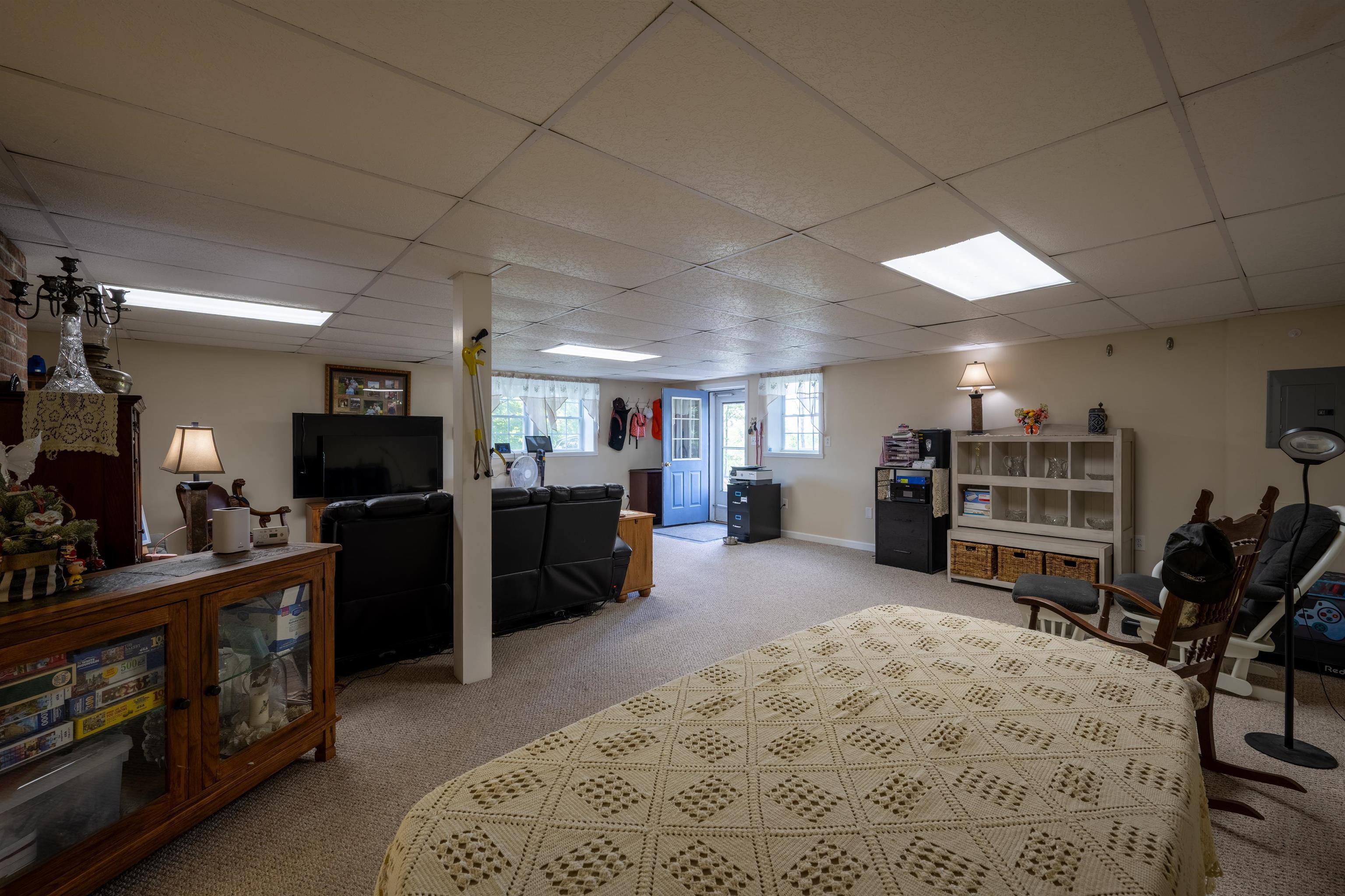 Walkout Accessory Living Space