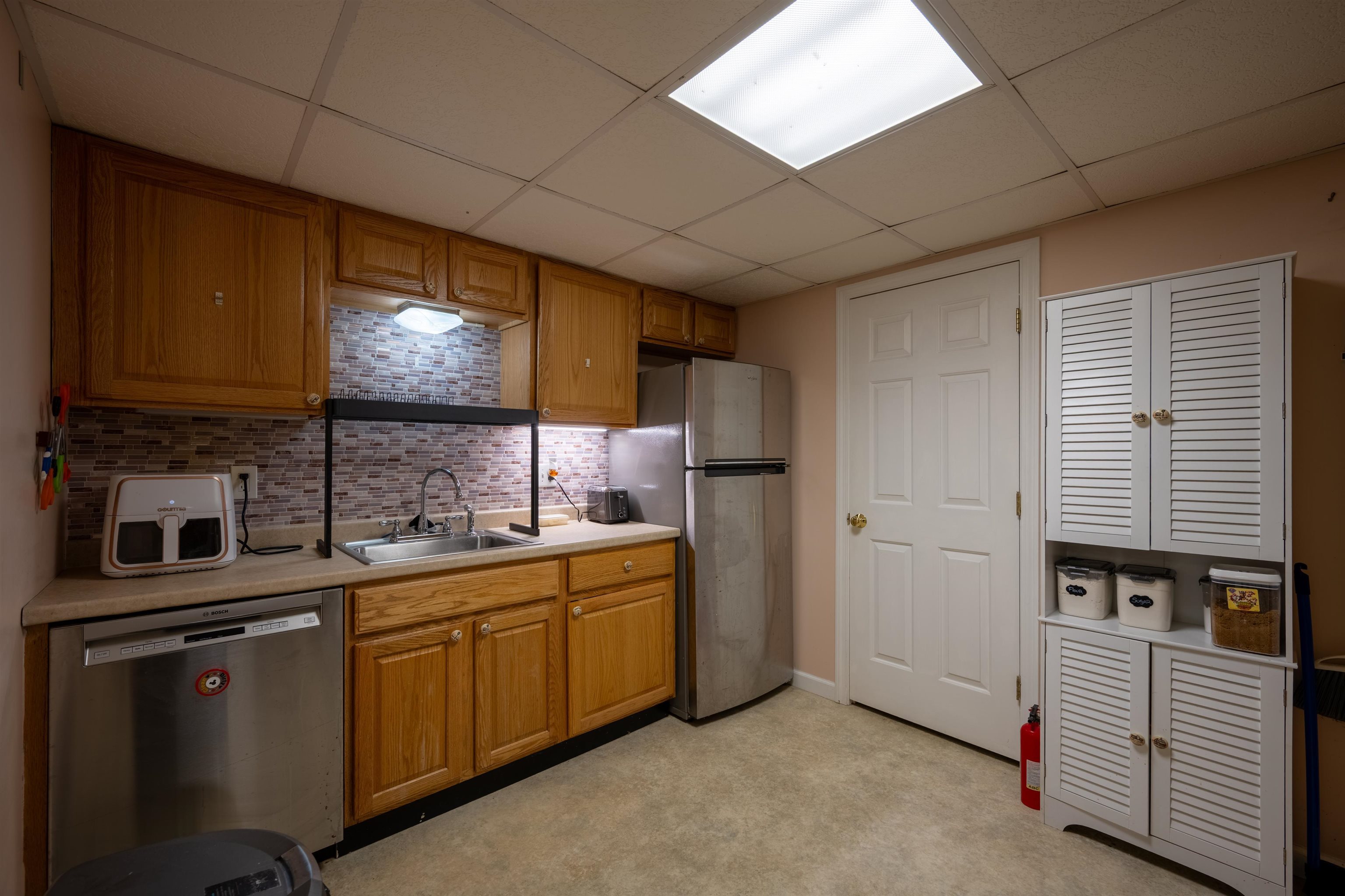 Walkout Accessory Living Space