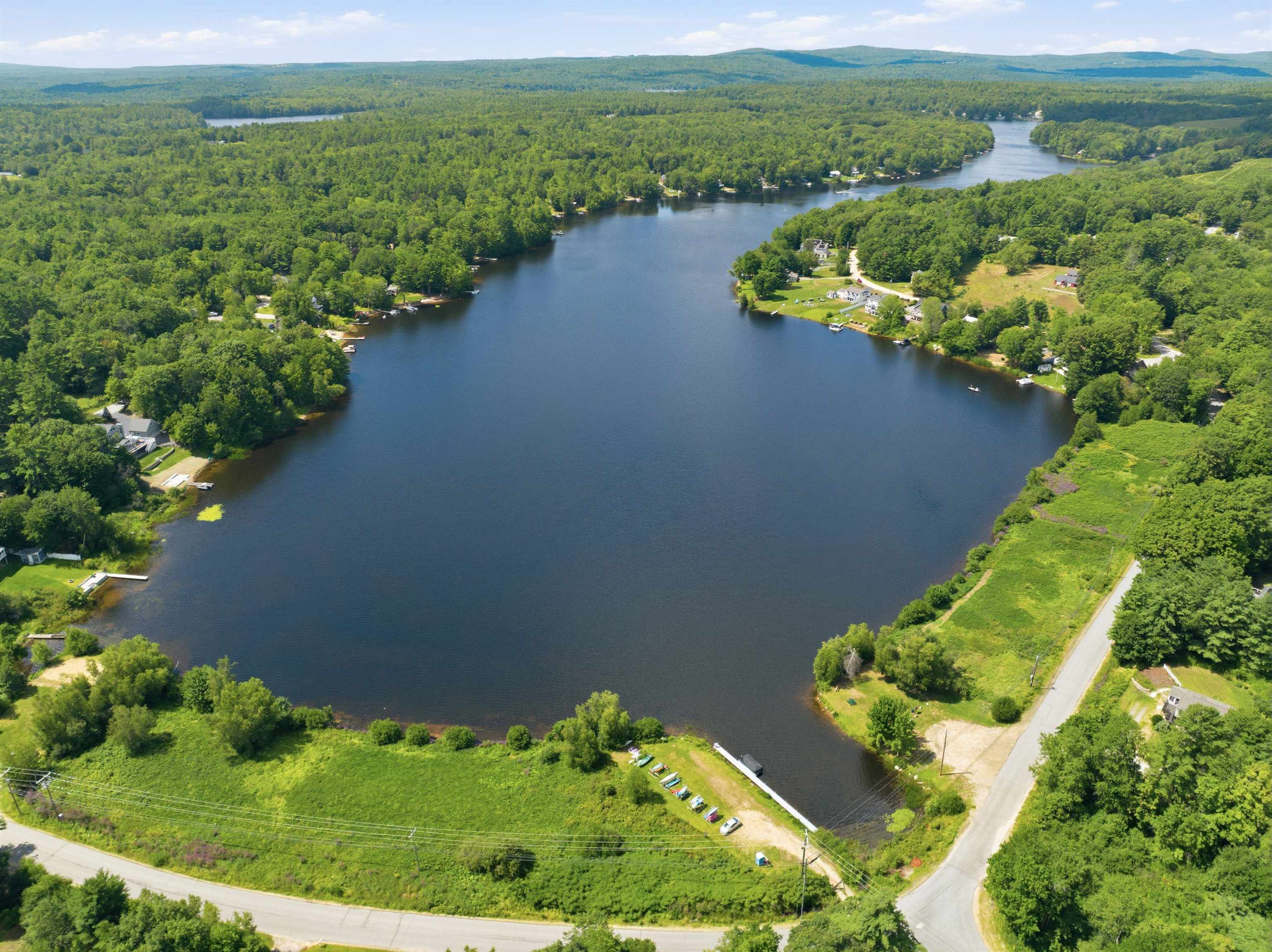 165 Georgetown Dr, Barnstead, NH 03225