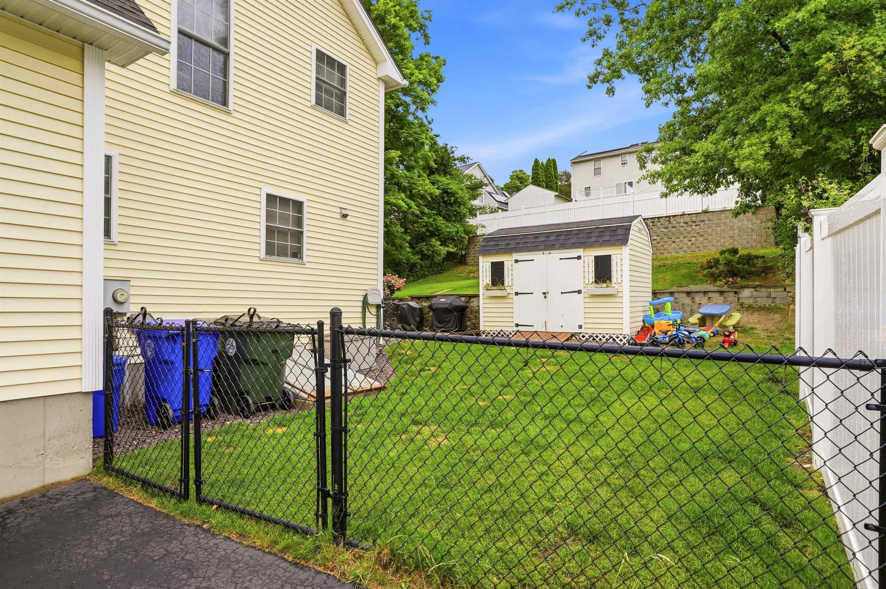 192 Whittington St, Manchester, NH 03104