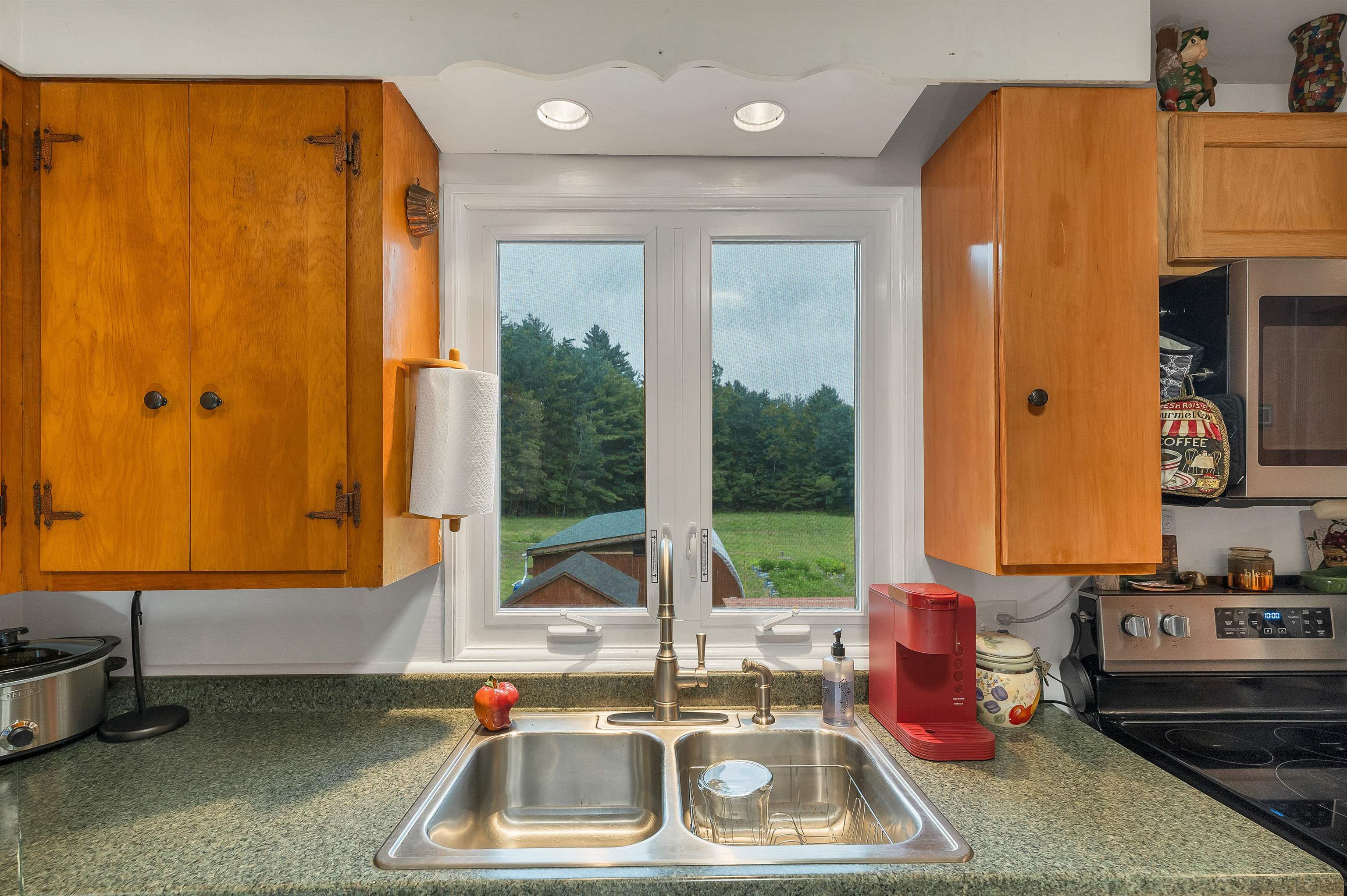 Fantastic view while doing the dishes