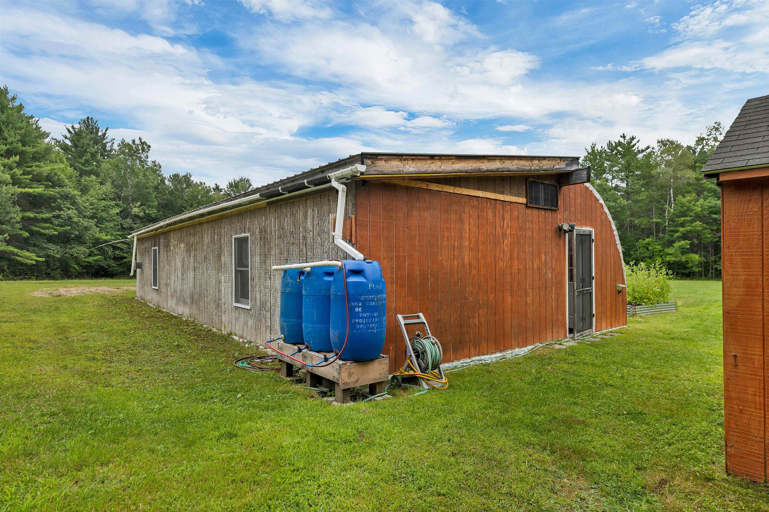 Efficient rain water collecting system