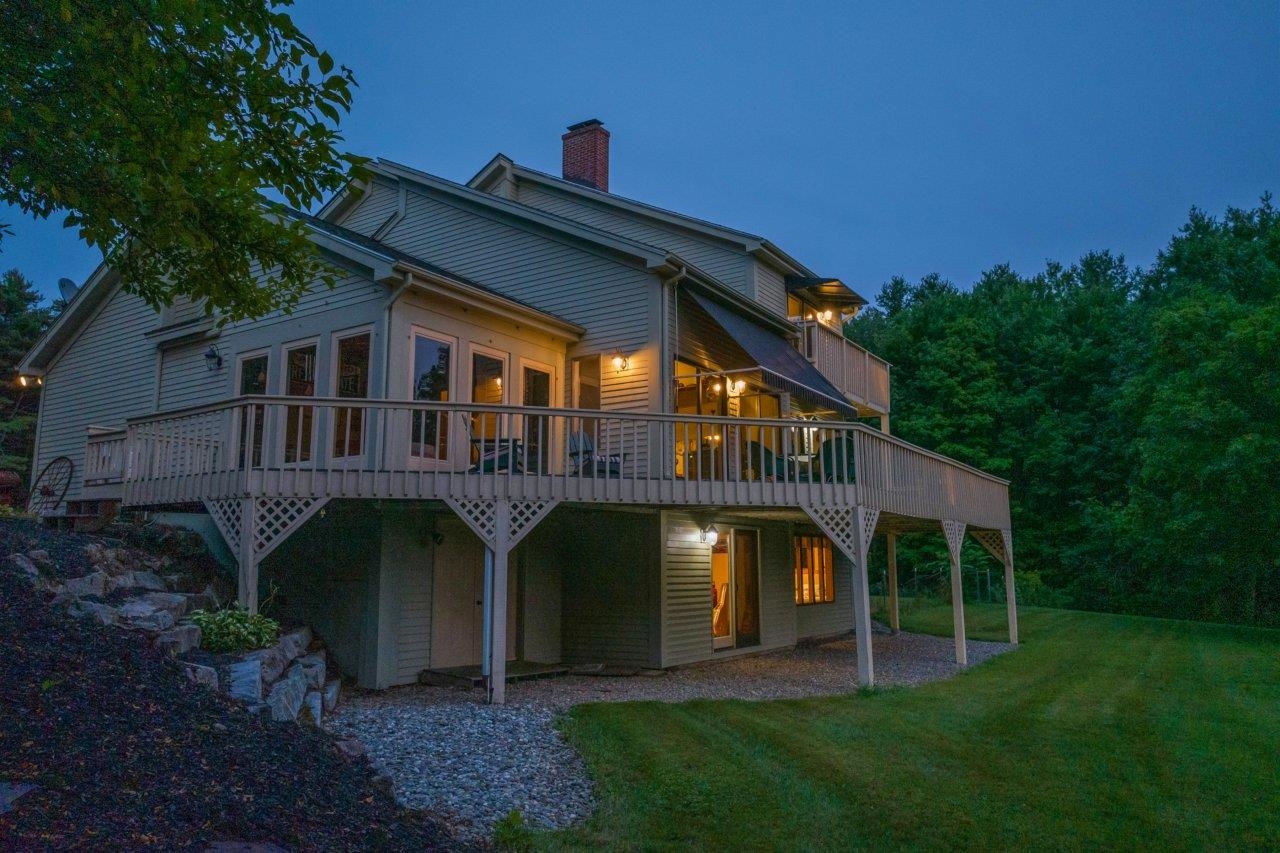 86 Corliss Hill Rd, Meredith, NH 03253