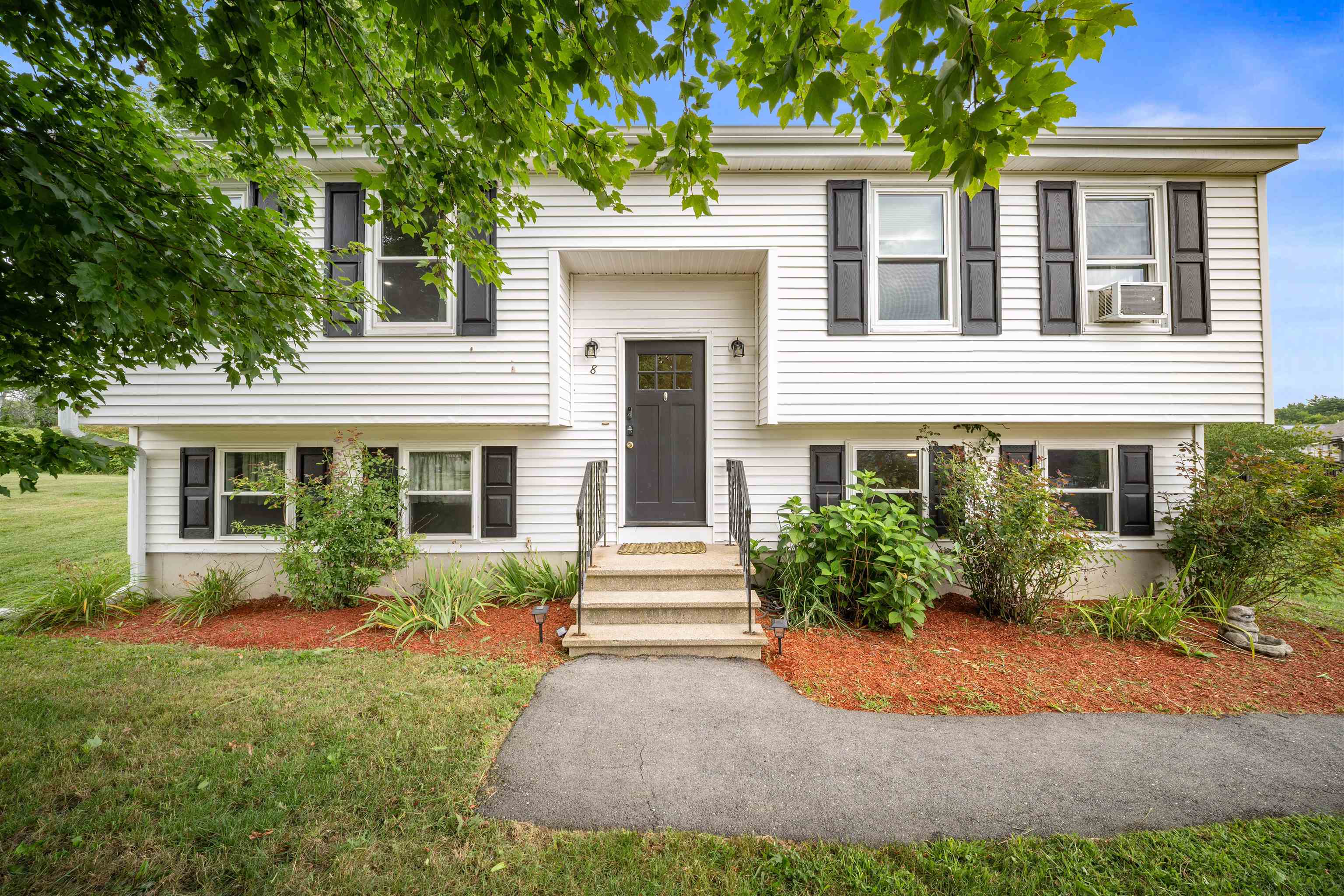 8 Cornerstone Dr, Dover, NH 03820