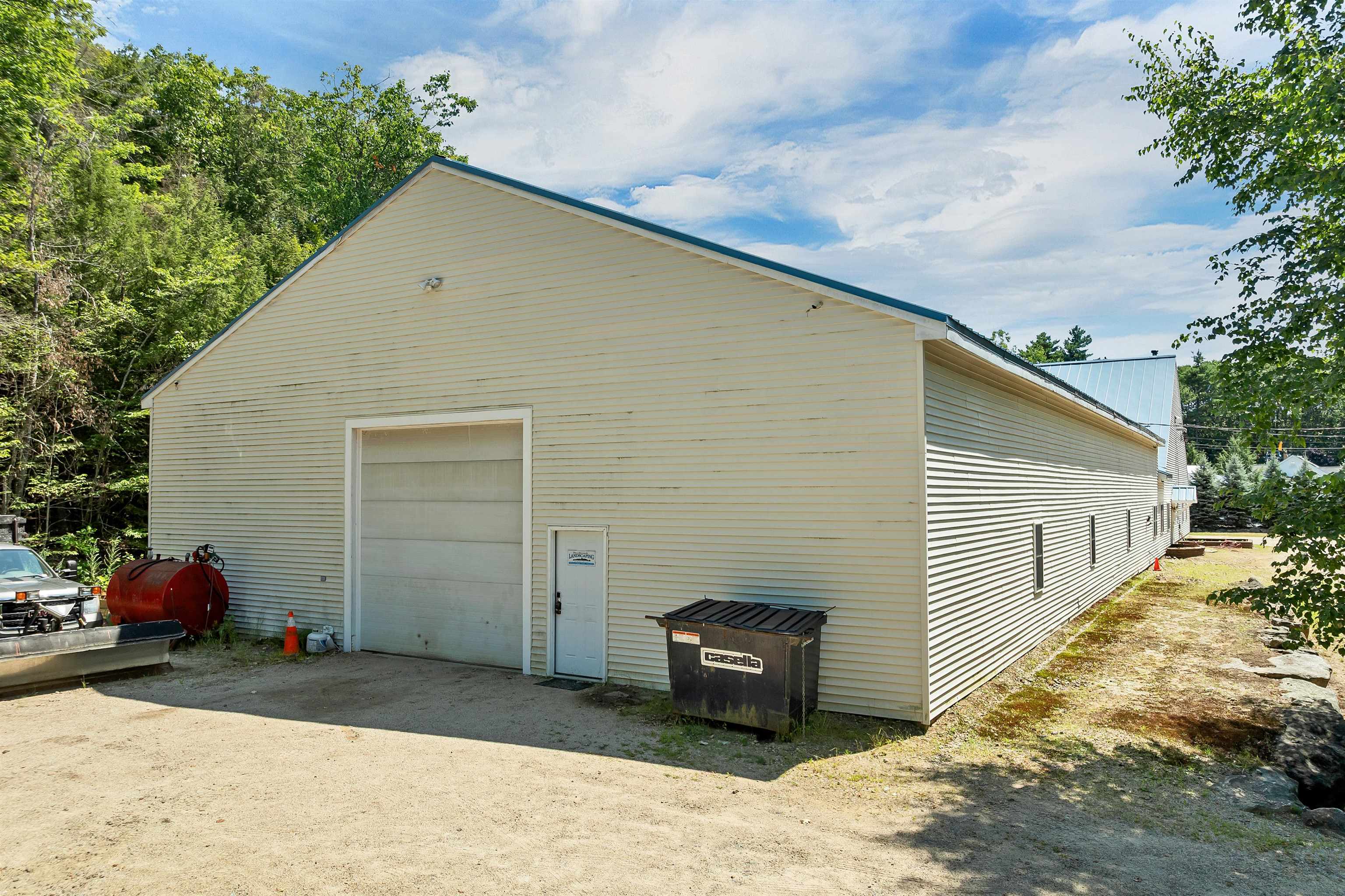 147 Middle Rd, Tuftonboro, NH 03816