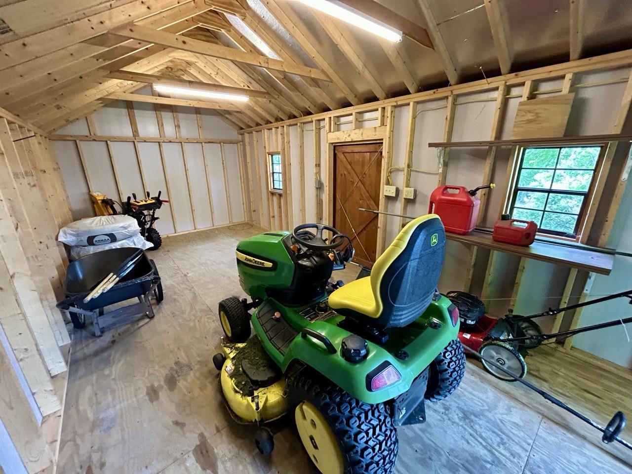 Carriage Shed with power