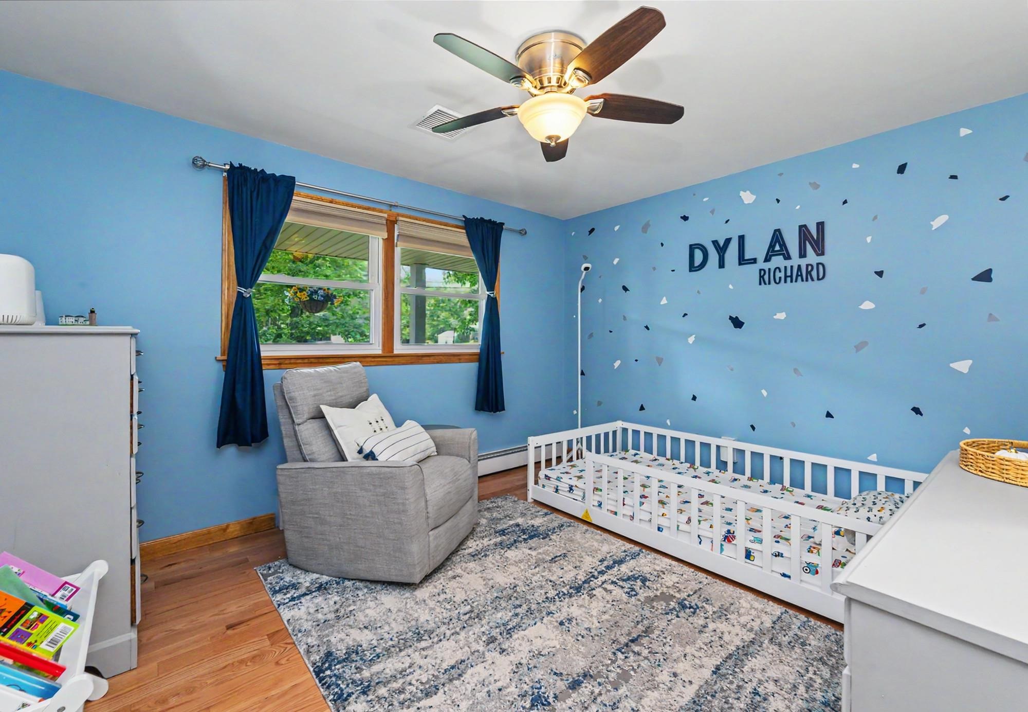 26 Hawthorne Dr, Atkinson, NH 03811
