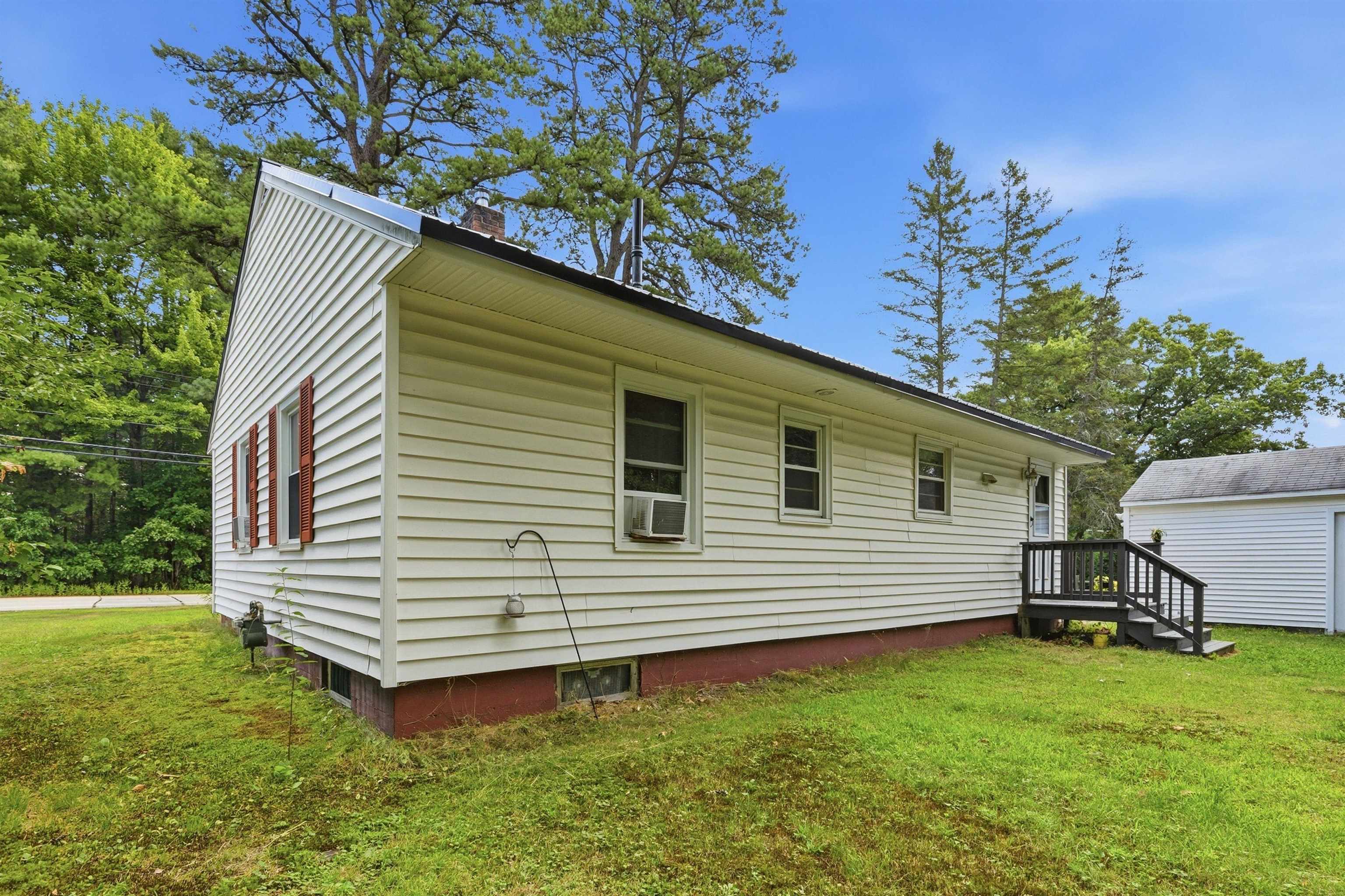 222 Airport Rd, Concord, NH 03301