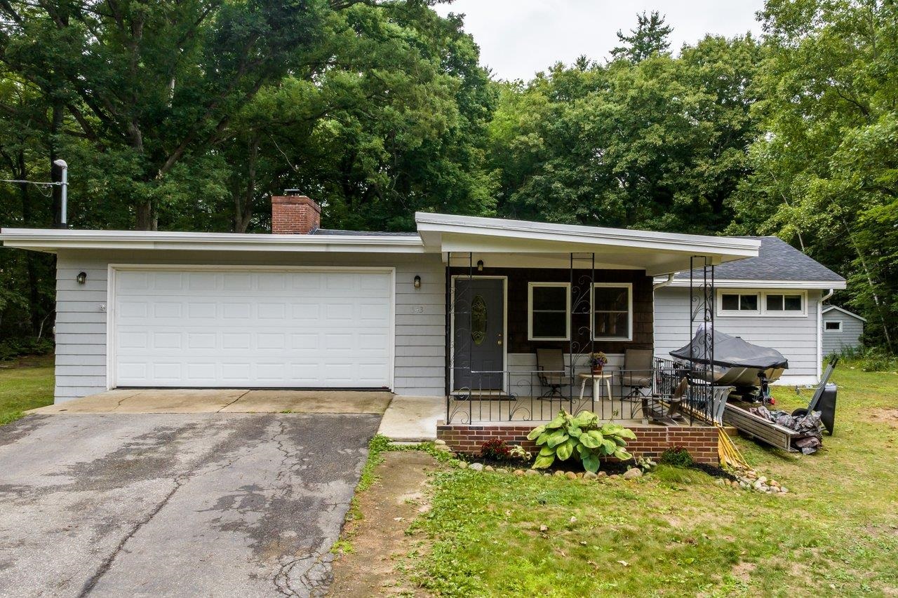 143 Long Hill Rd, Dover, NH 03820
