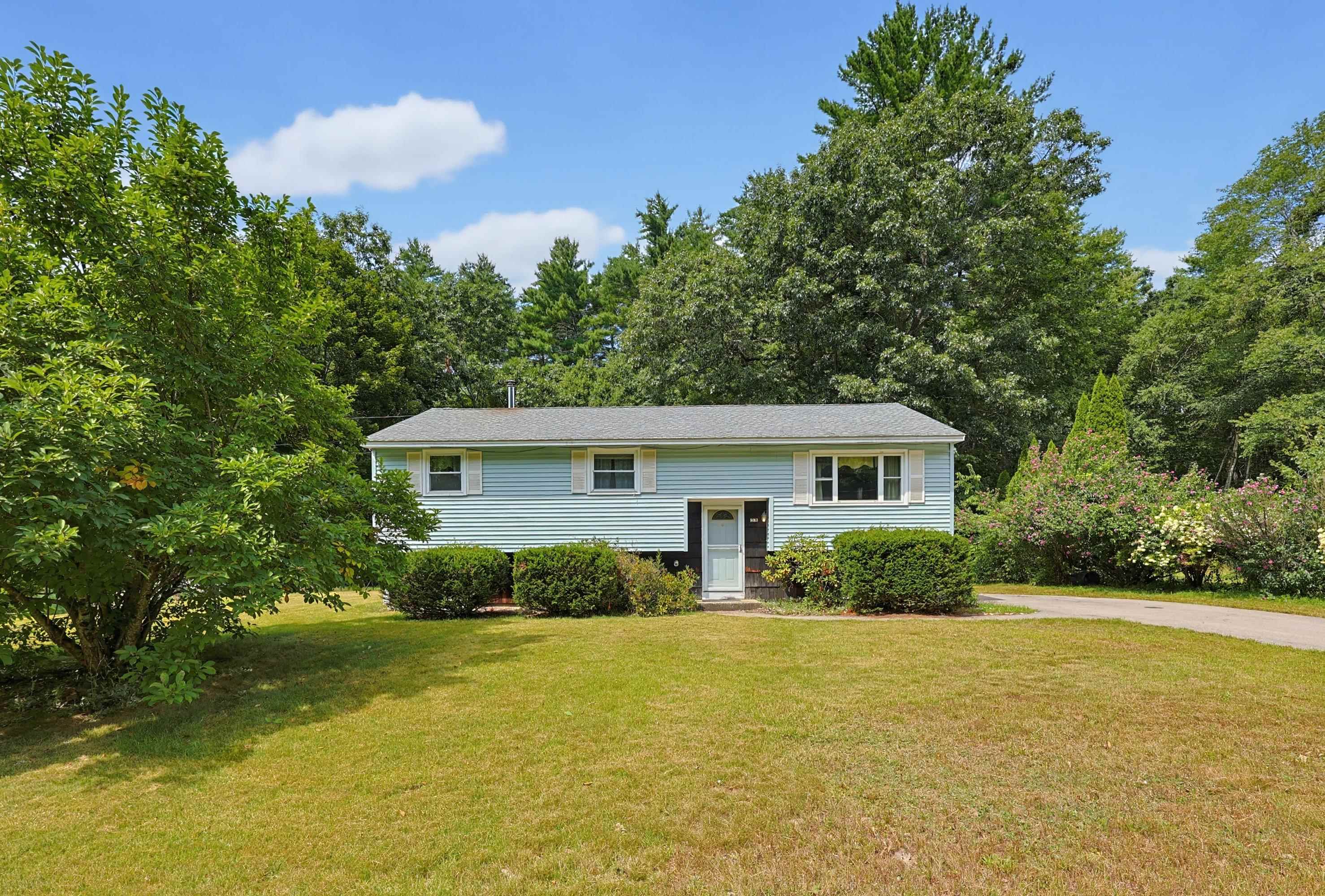 38 Waterville Dr, Merrimack, NH 03054