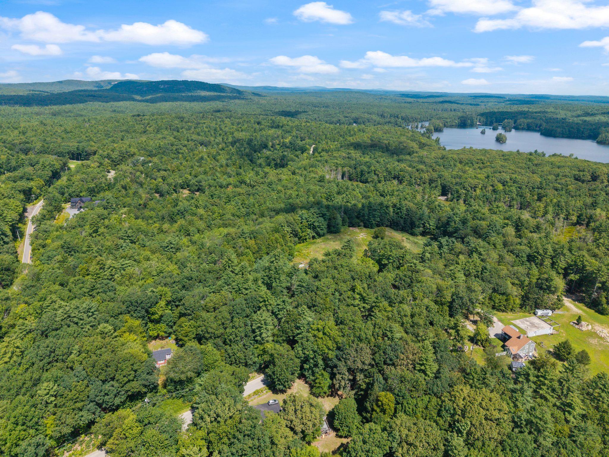 Mooers Road Rd, Nottingham, NH 03290