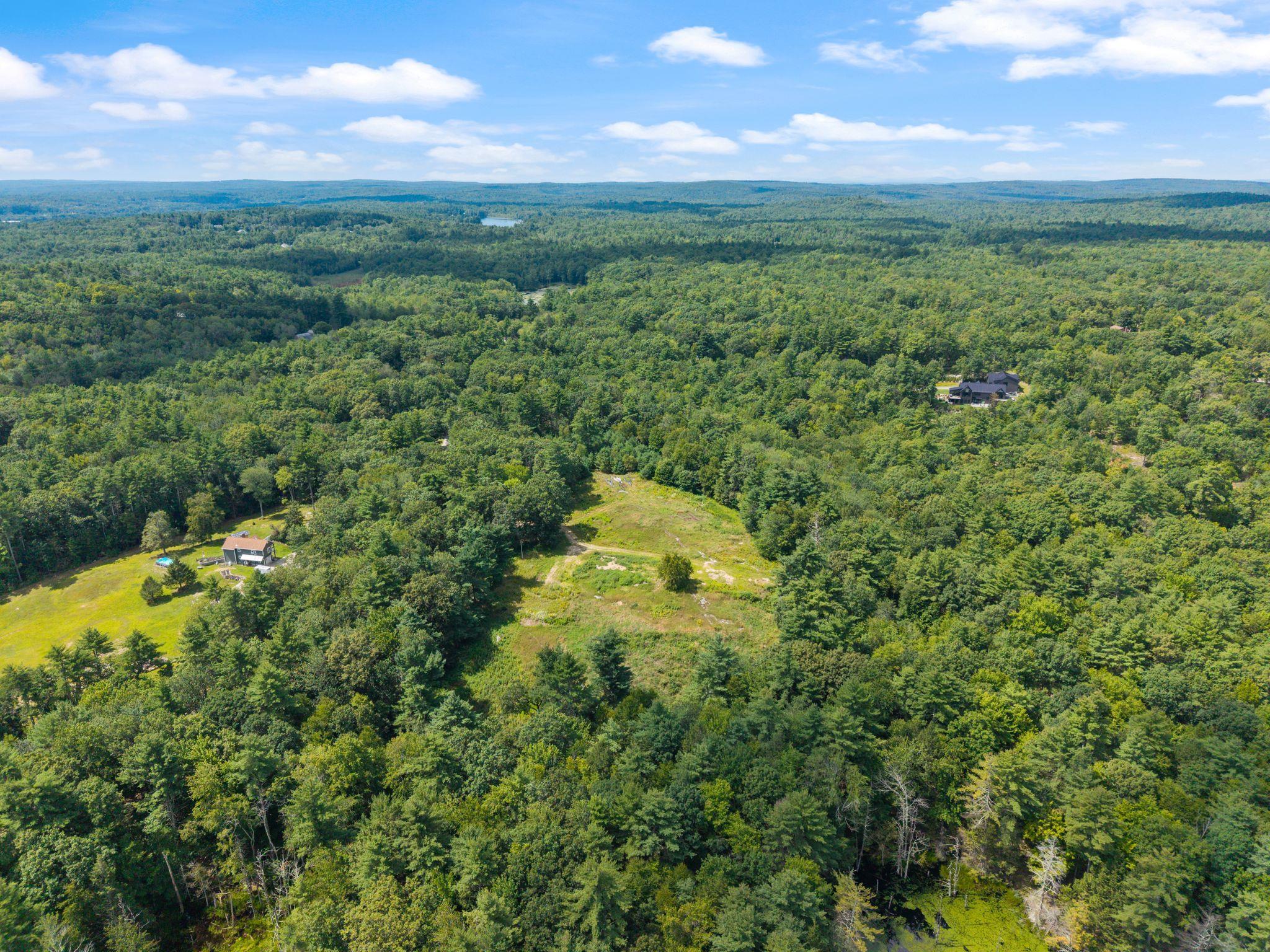 Mooers Road Rd, Nottingham, NH 03290